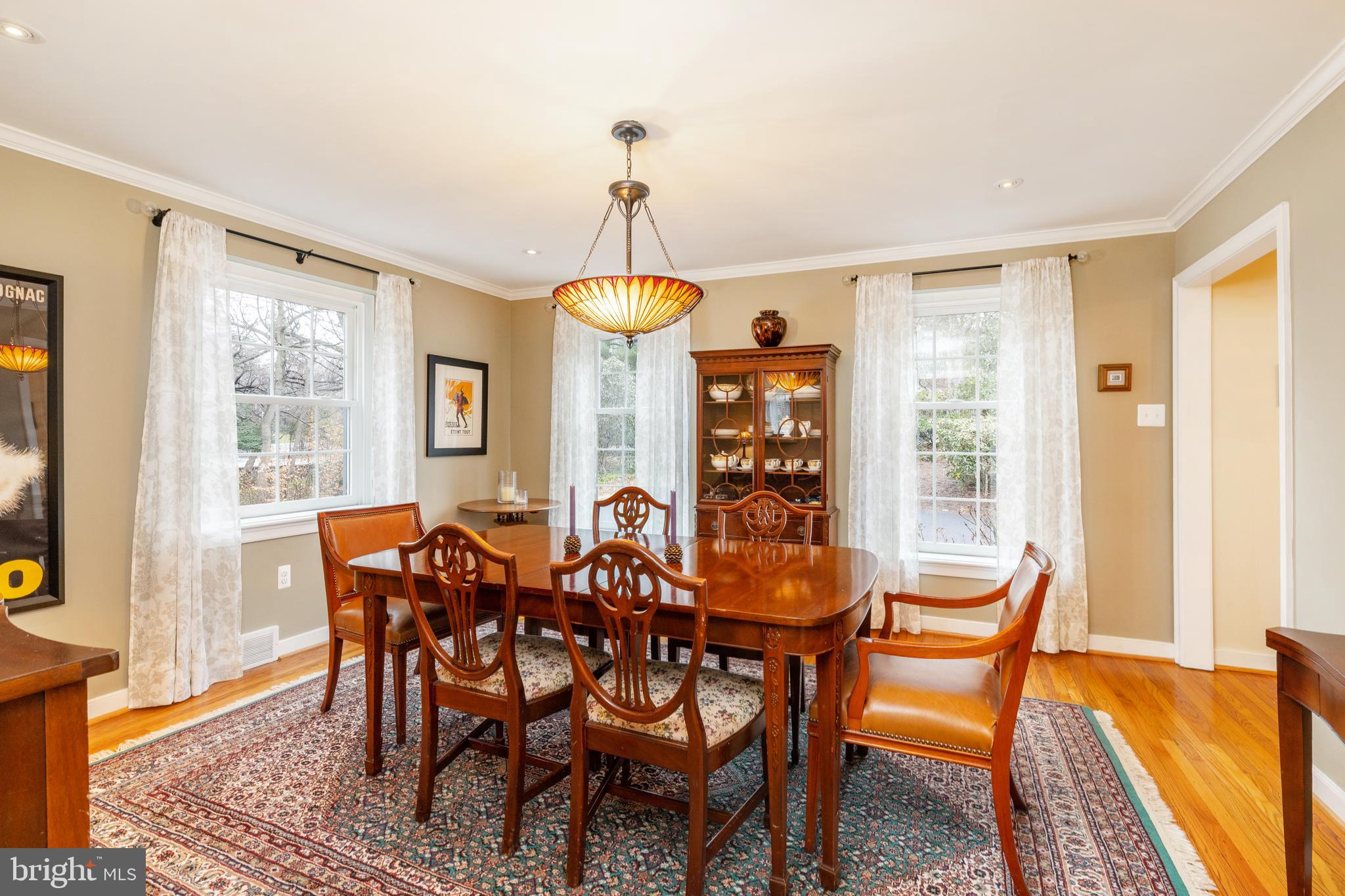 CHESTNUT HILL - Residential