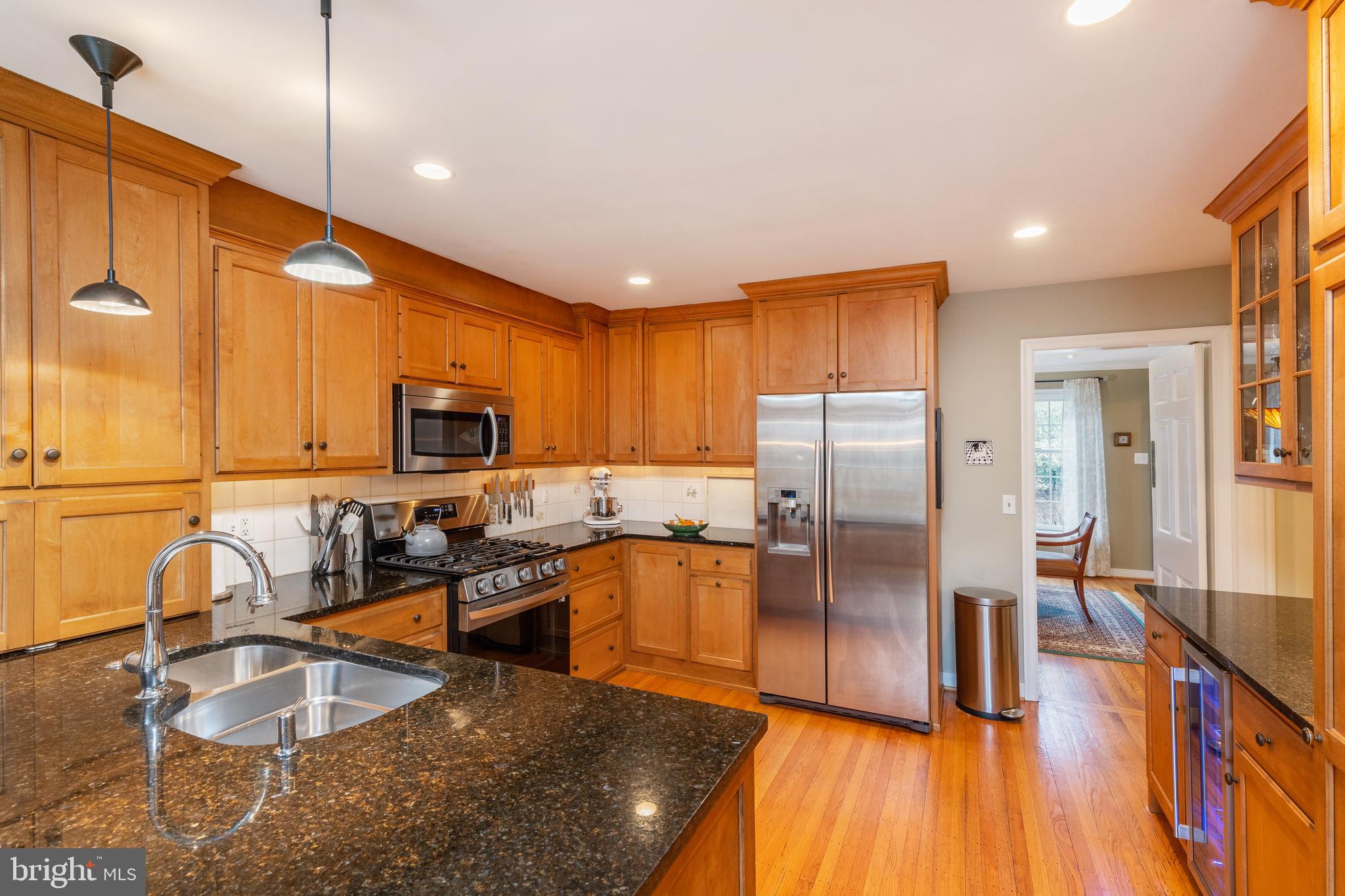 CHESTNUT HILL - Residential