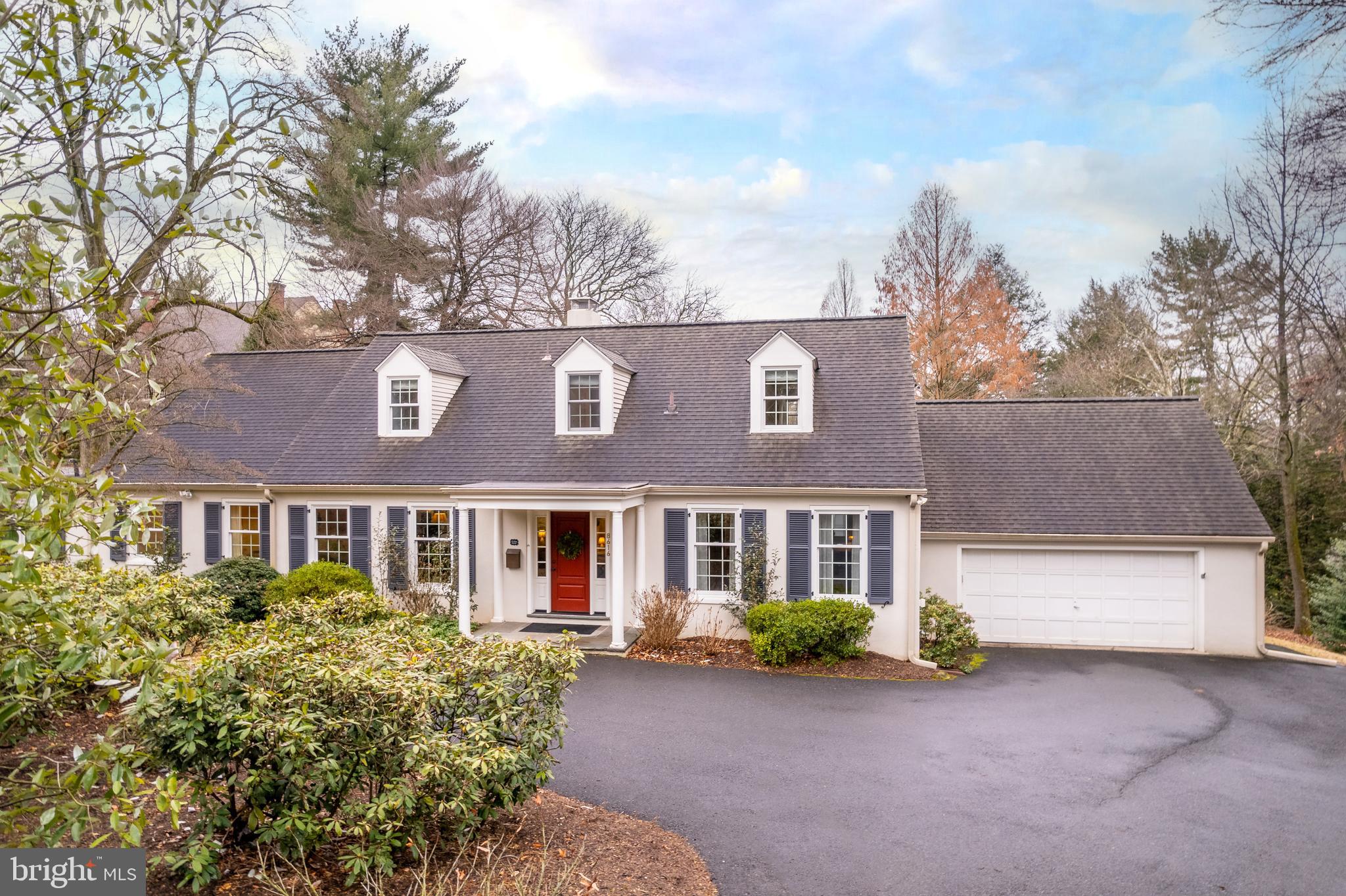 CHESTNUT HILL - Residential