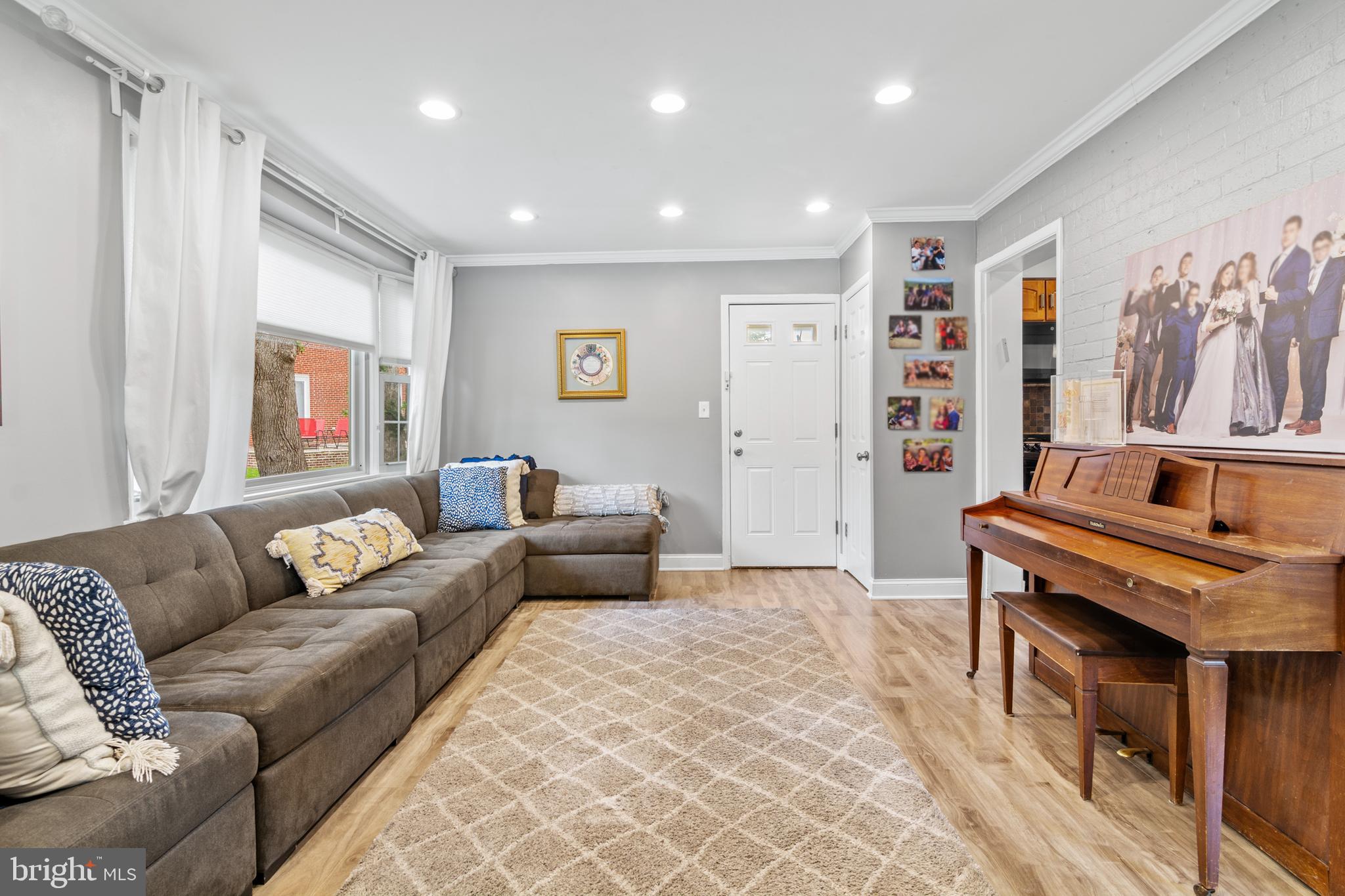 GREEN SPRING MANOR - Residential