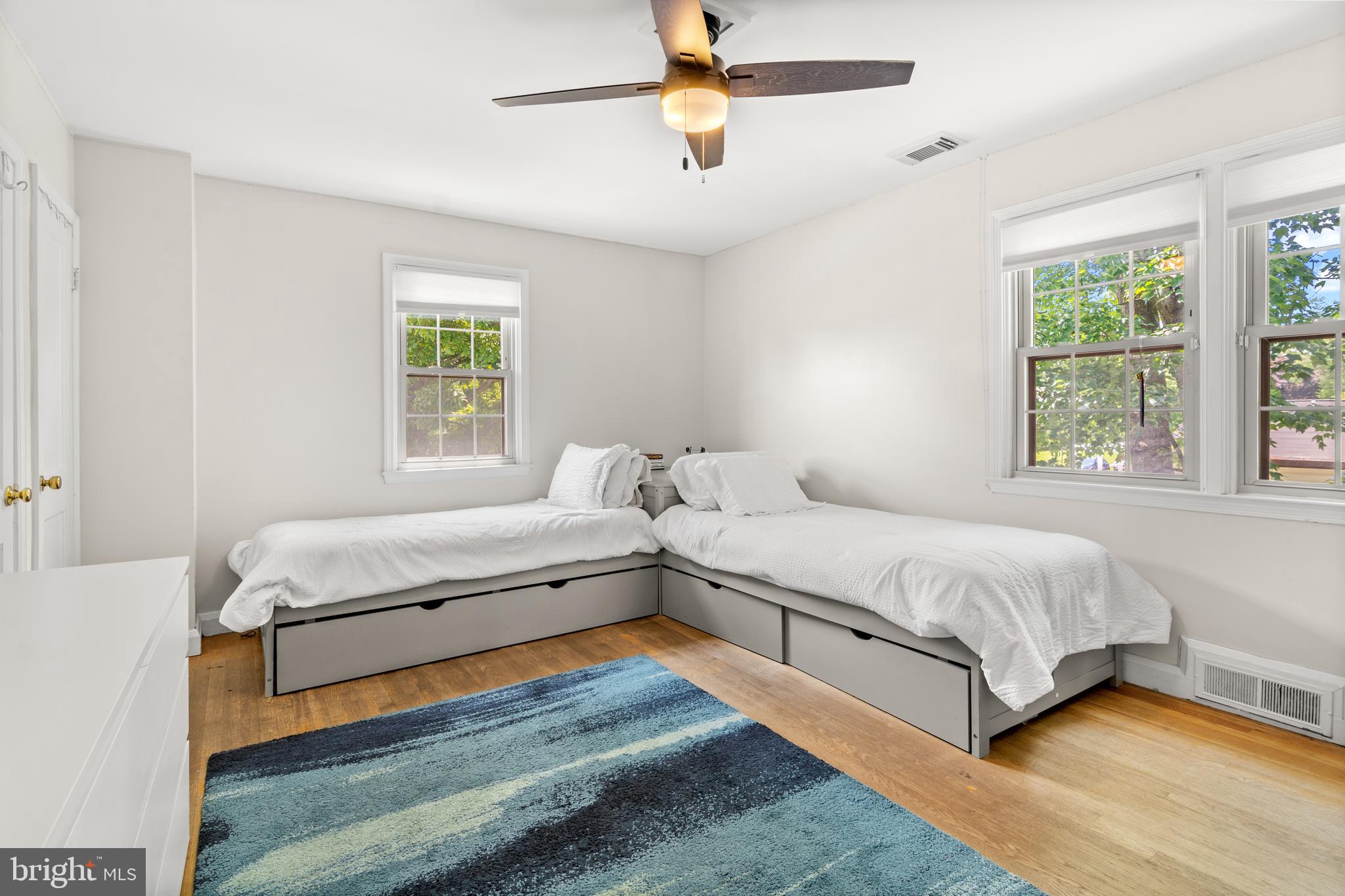 GREEN SPRING MANOR - Residential