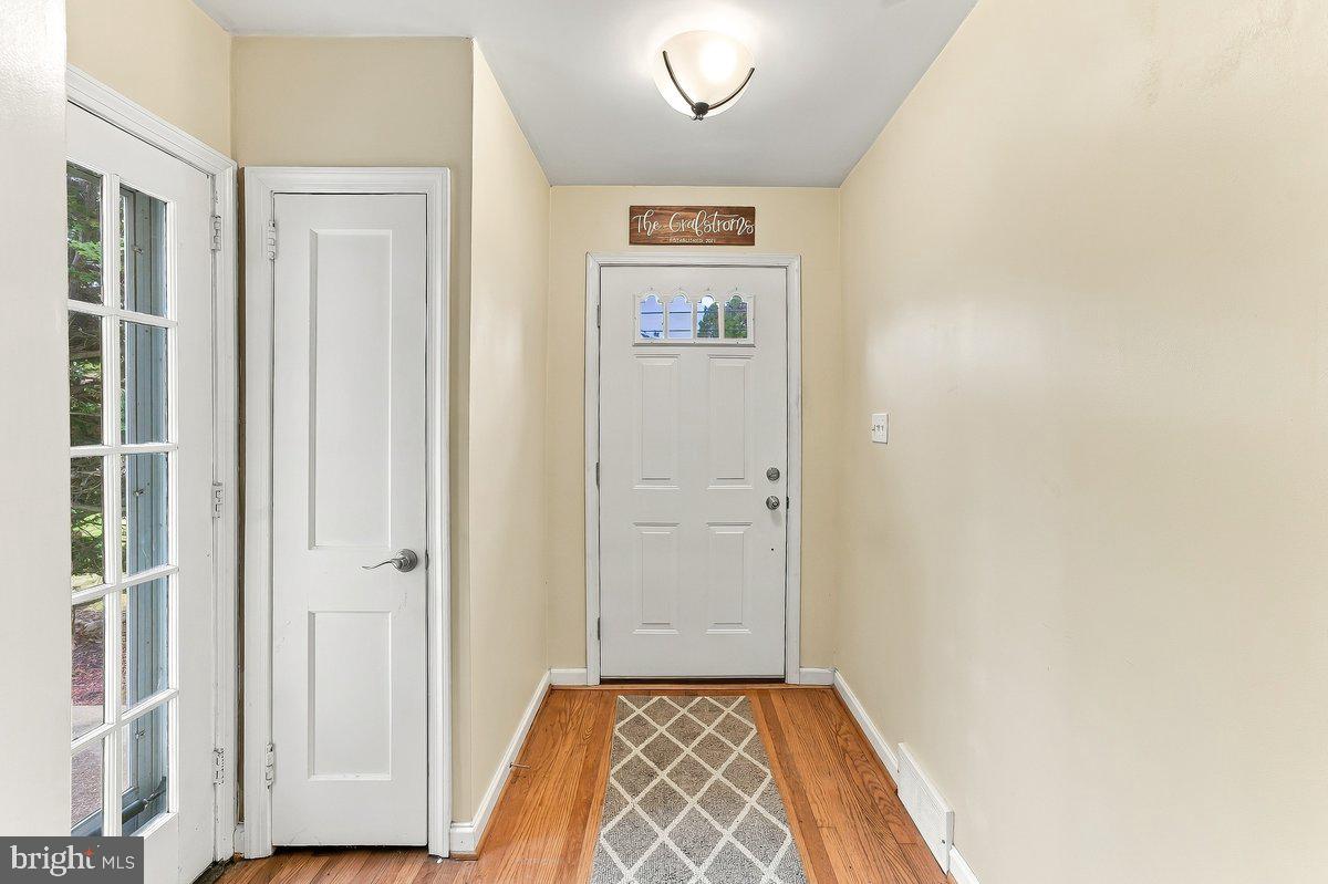 301 W SPRINGFIELD ROAD