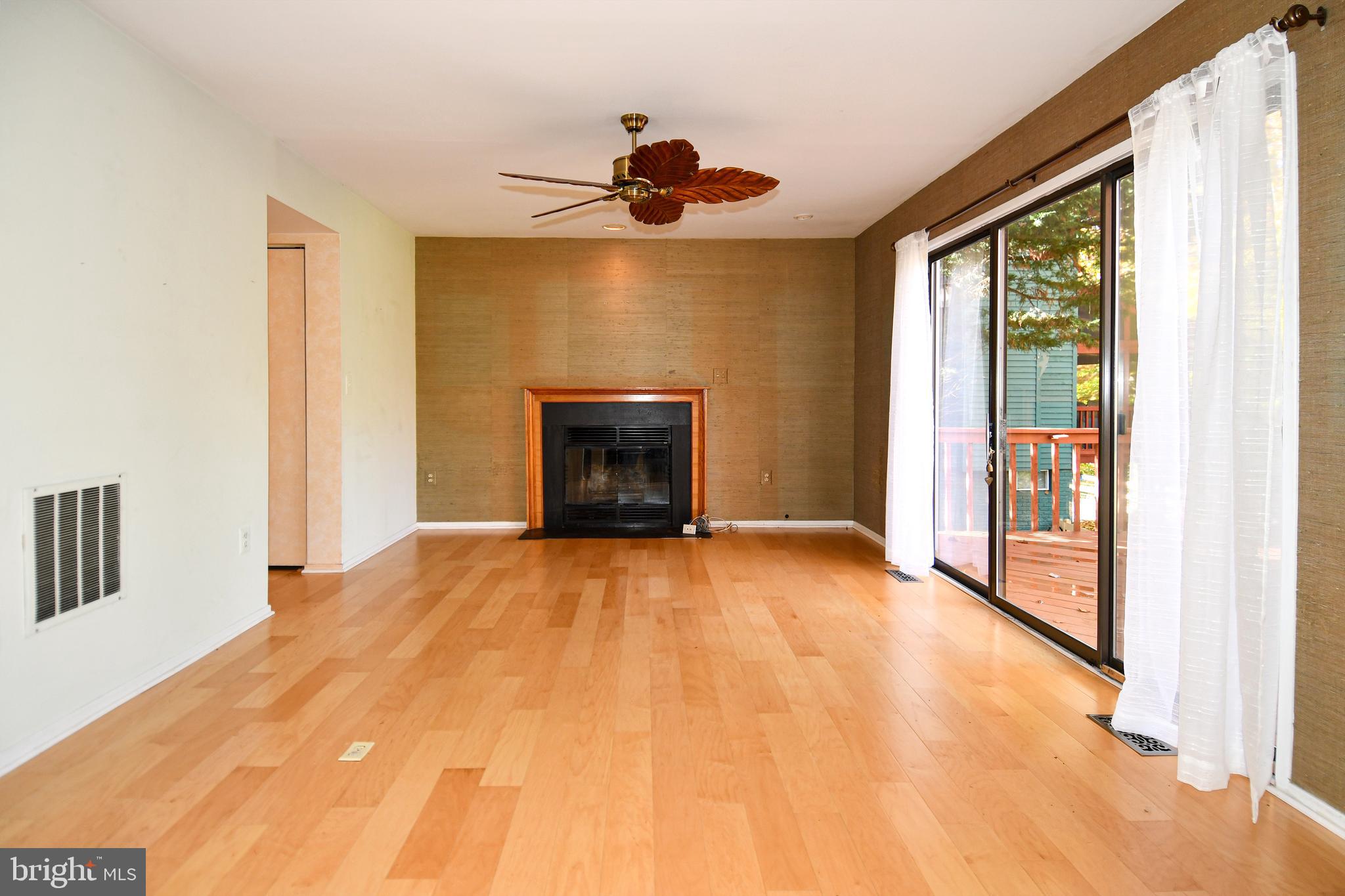 GEORGETOWN GROVE - Residential