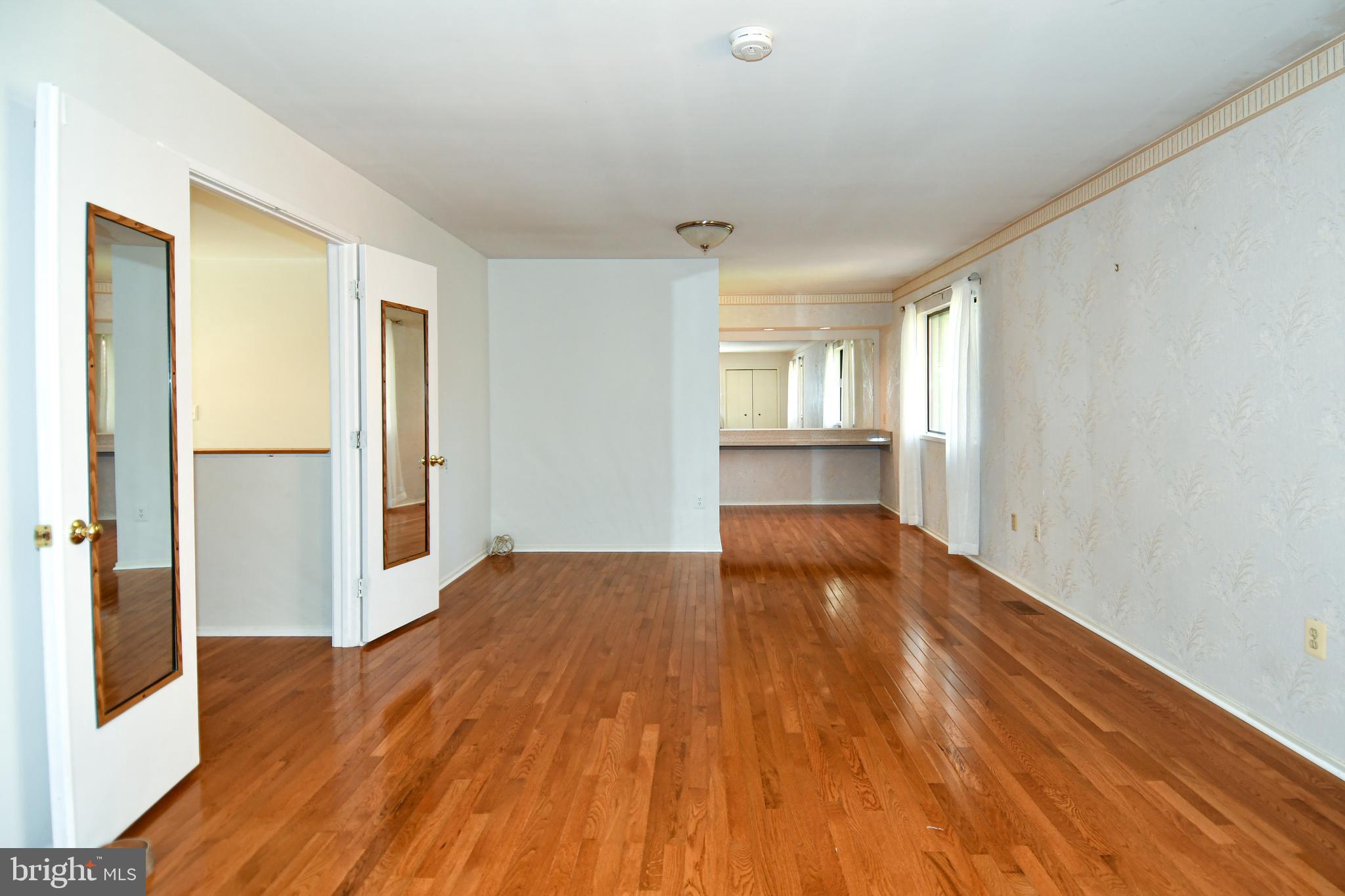 GEORGETOWN GROVE - Residential