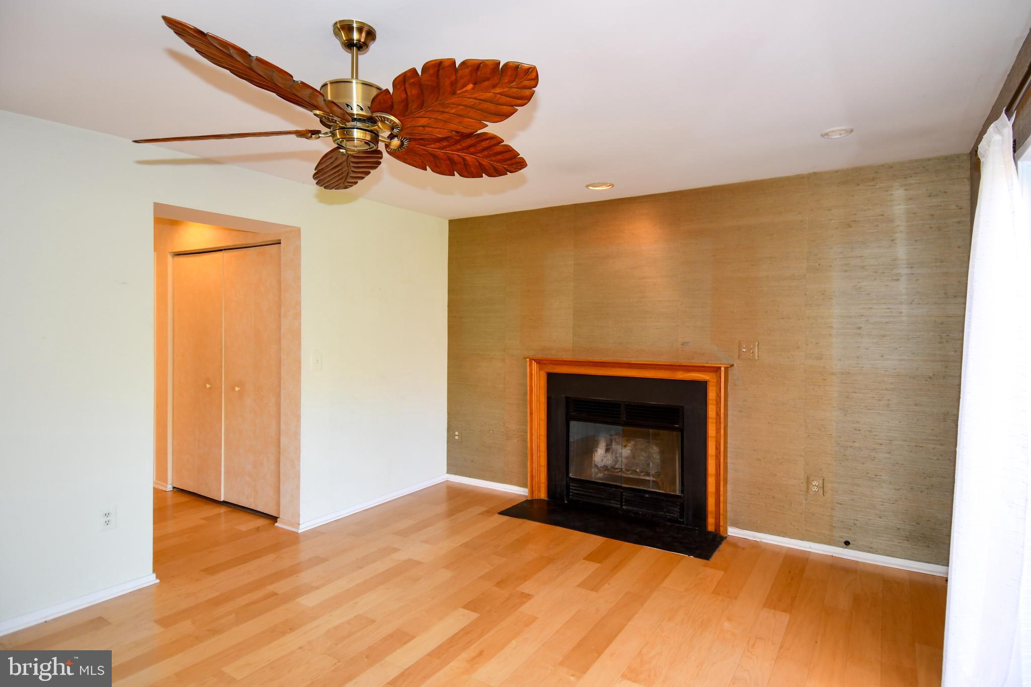 GEORGETOWN GROVE - Residential