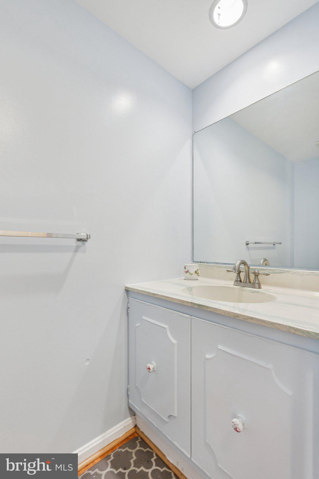 LEEWOOD - Residential Lease