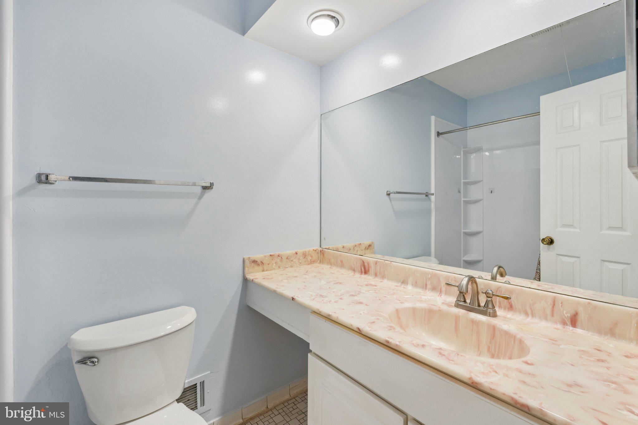 LEEWOOD - Residential Lease