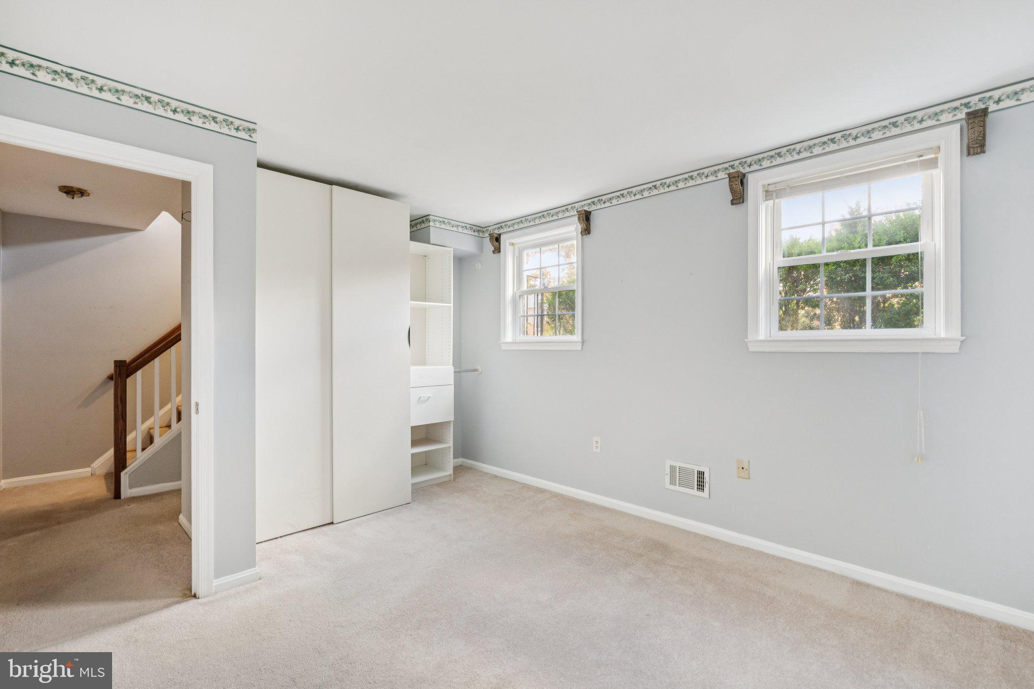 LEEWOOD - Residential Lease