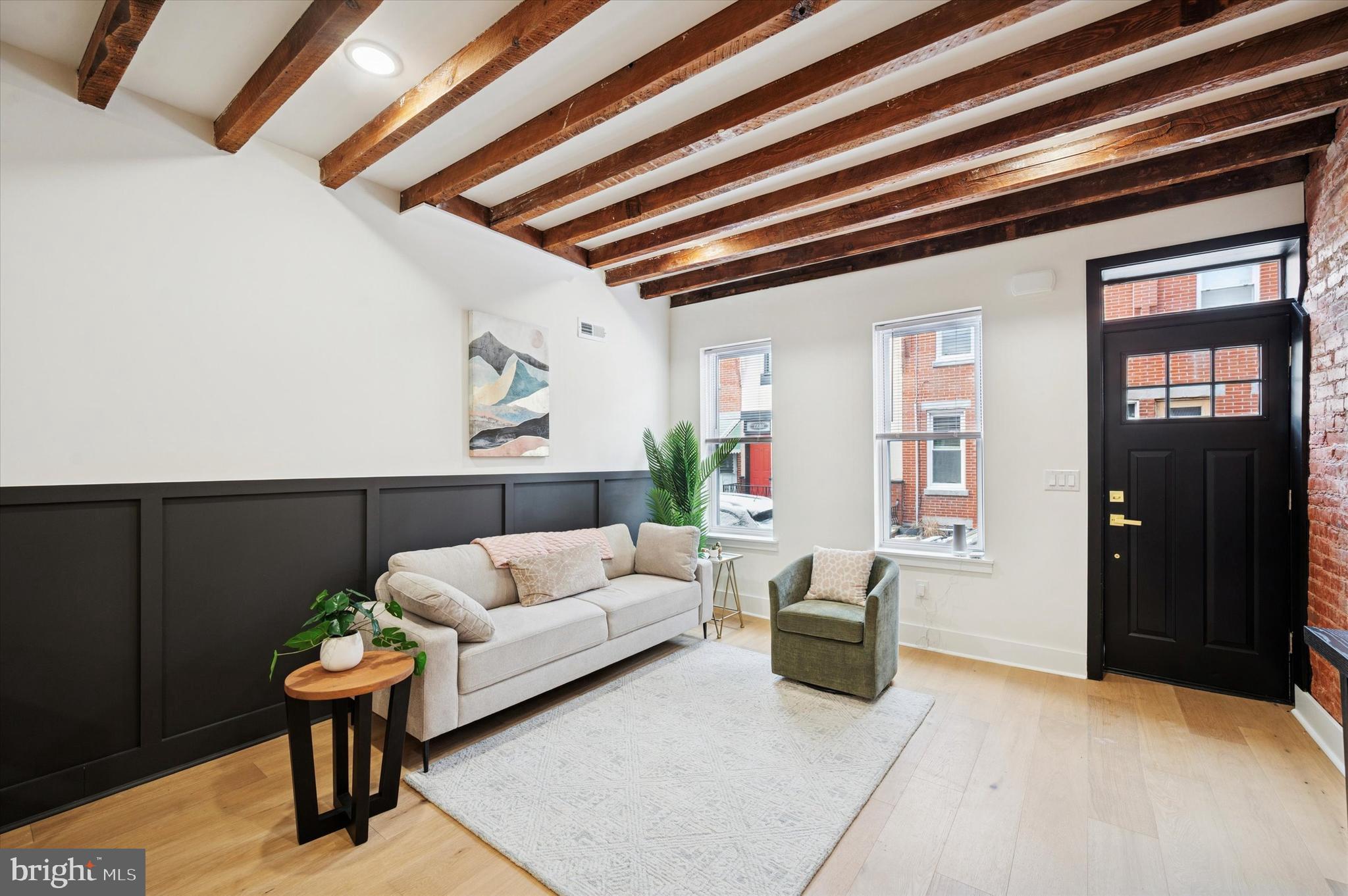 1839 S CARLISLE STREET