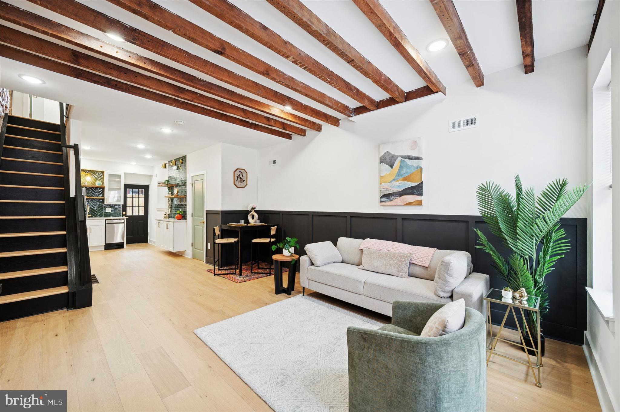 1839 S CARLISLE STREET