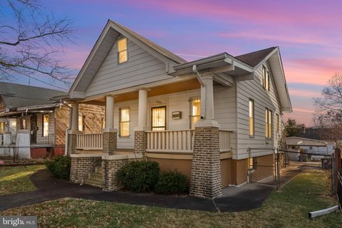 1005 EVARTS STREET NE WASHINGTON DC 20018