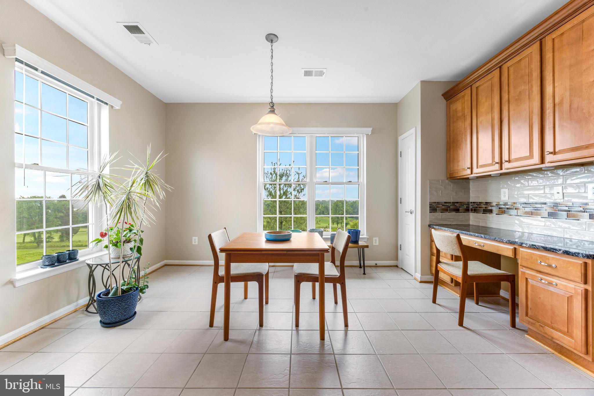 MAPLECREST - Residential