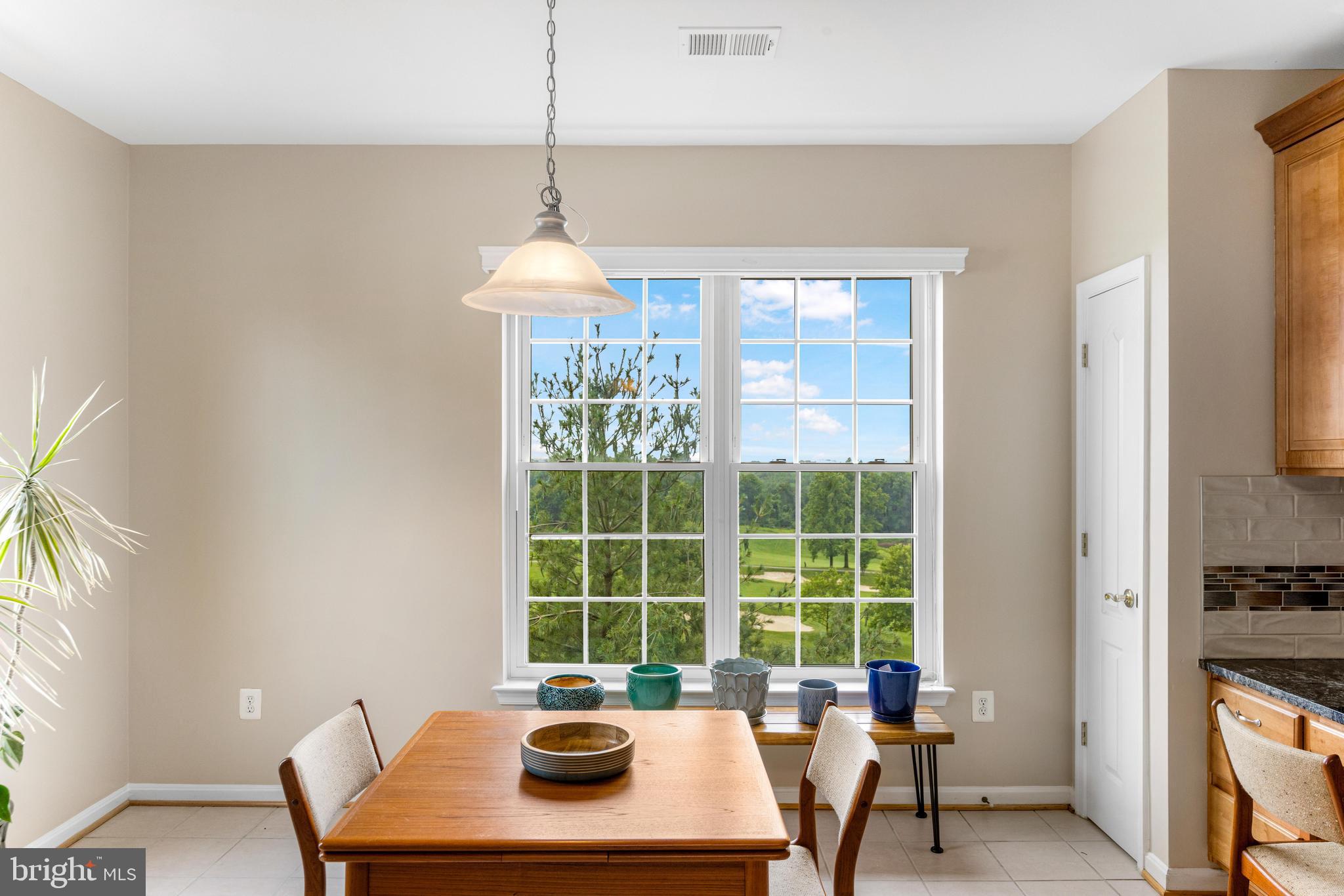 MAPLECREST - Residential