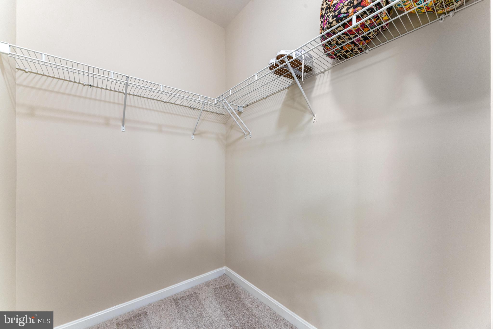 MAPLECREST - Residential