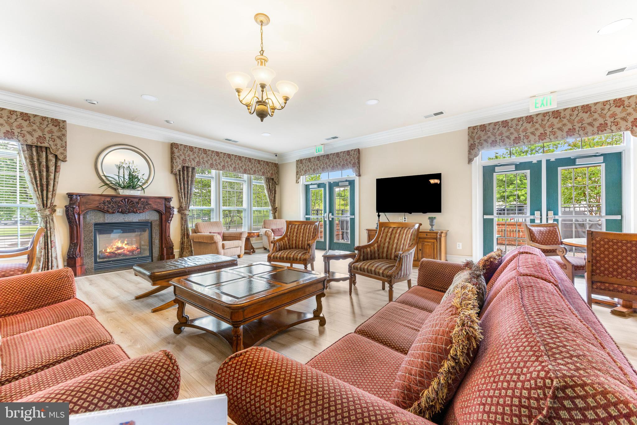 MAPLECREST - Residential