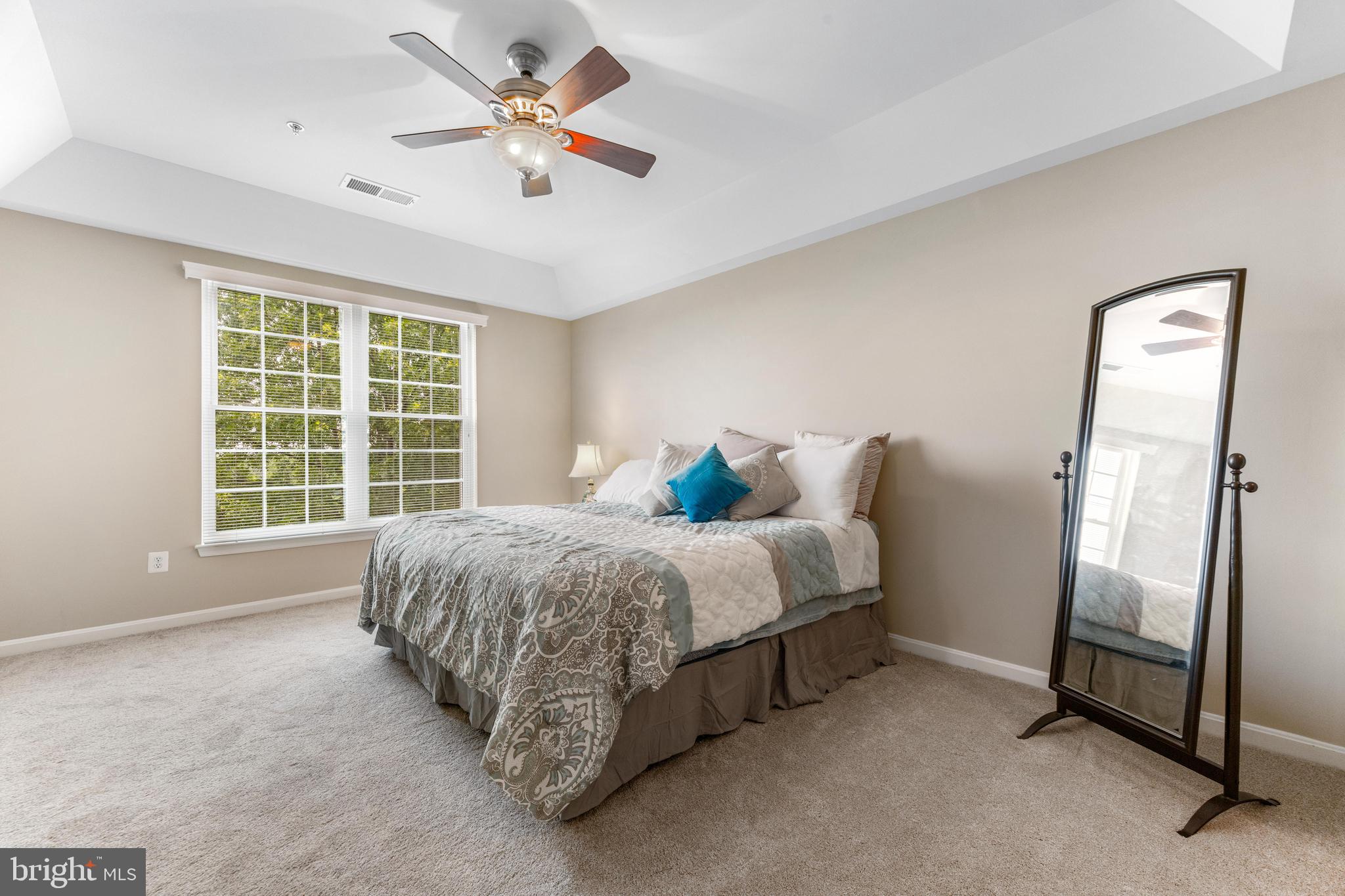 MAPLECREST - Residential