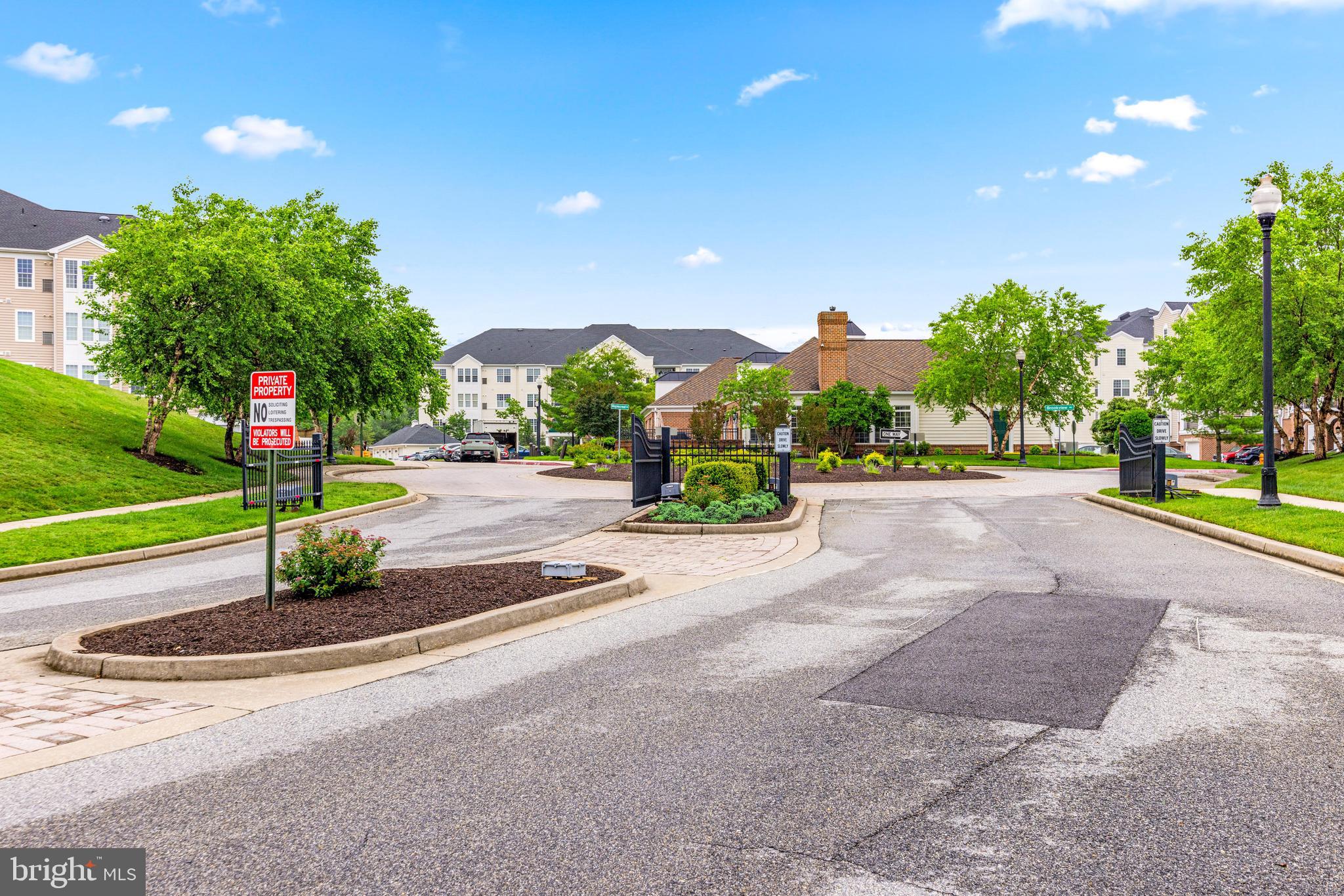 MAPLECREST - Residential