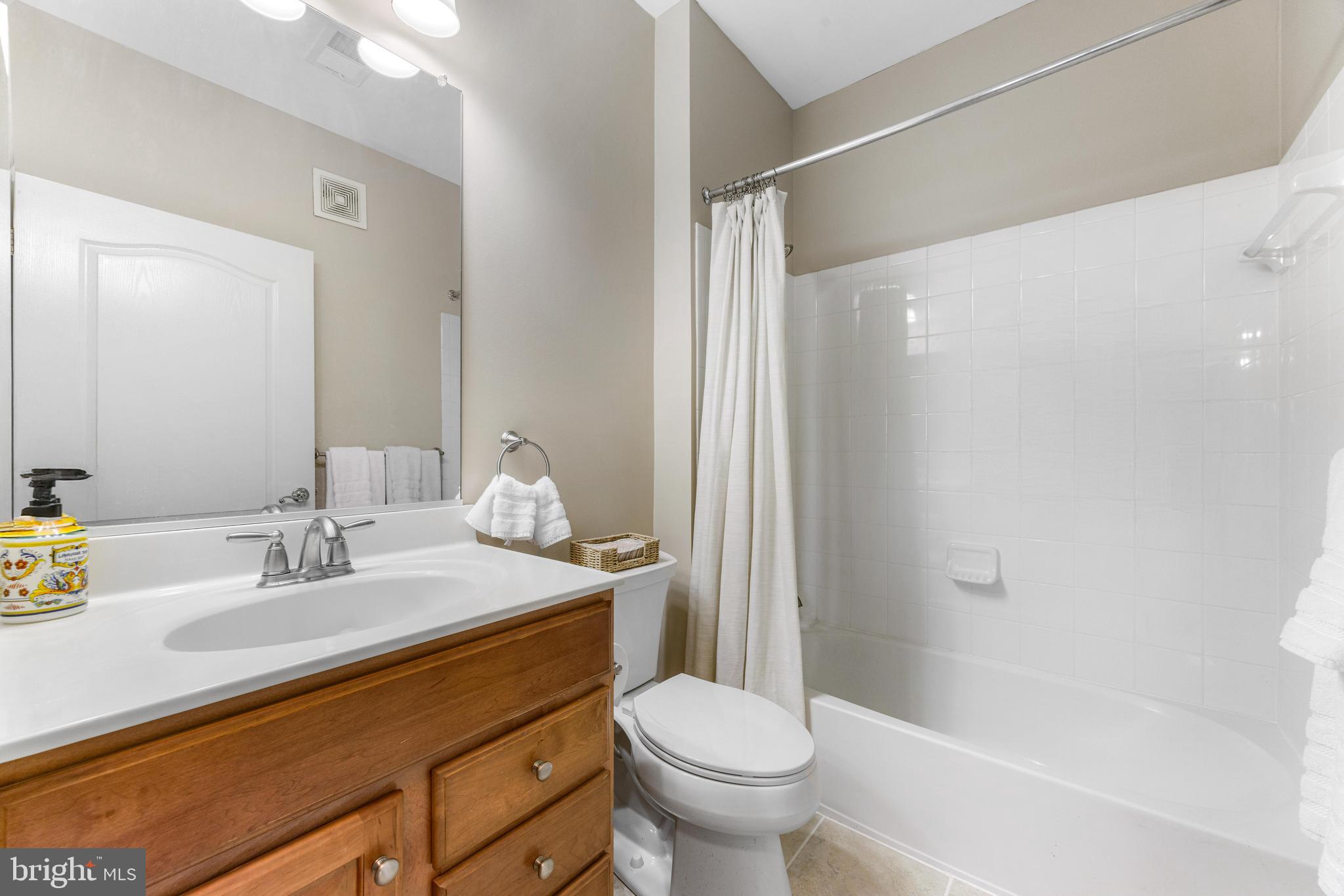 MAPLECREST - Residential