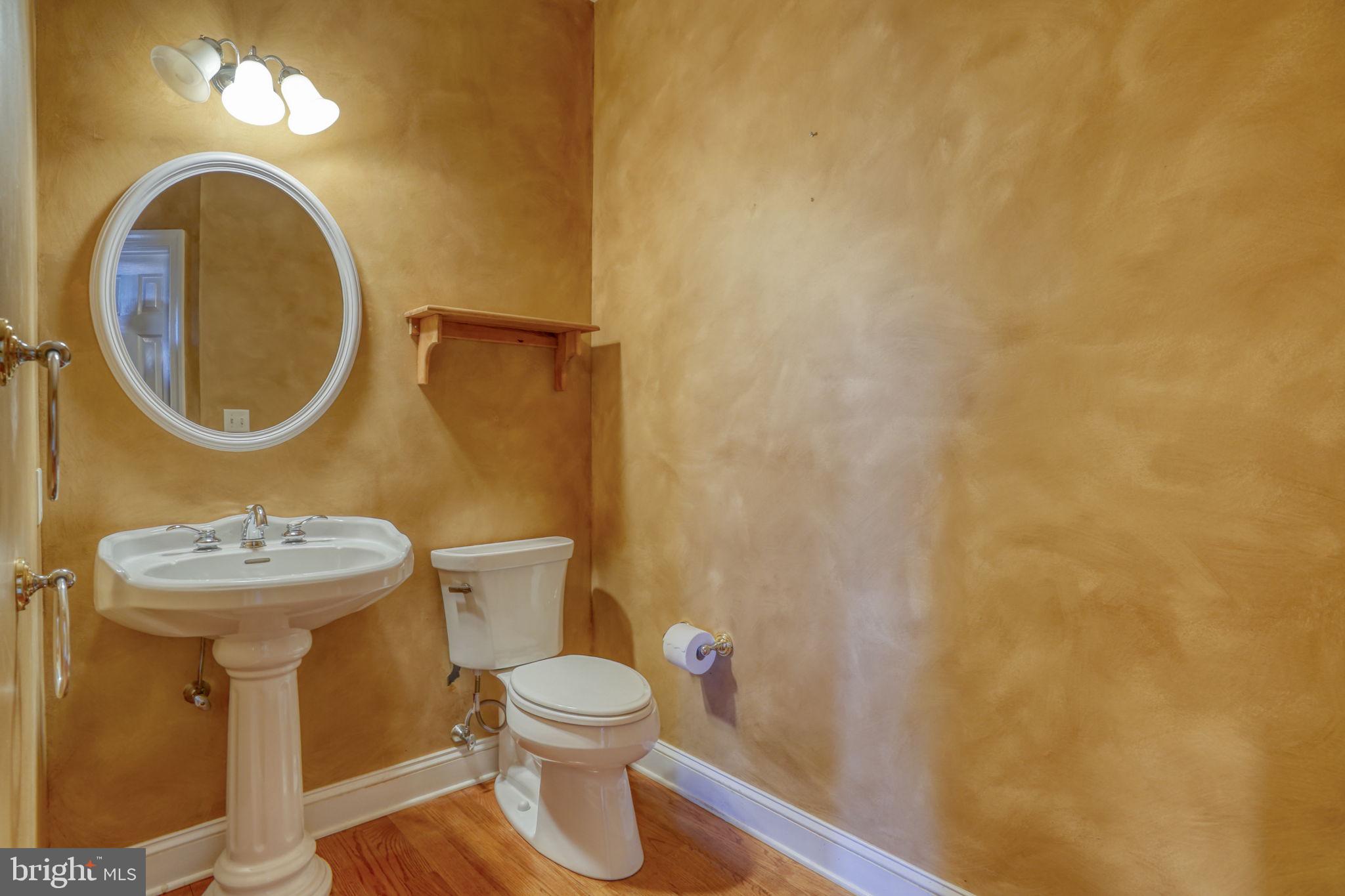 WOLFE POINTE - Residential