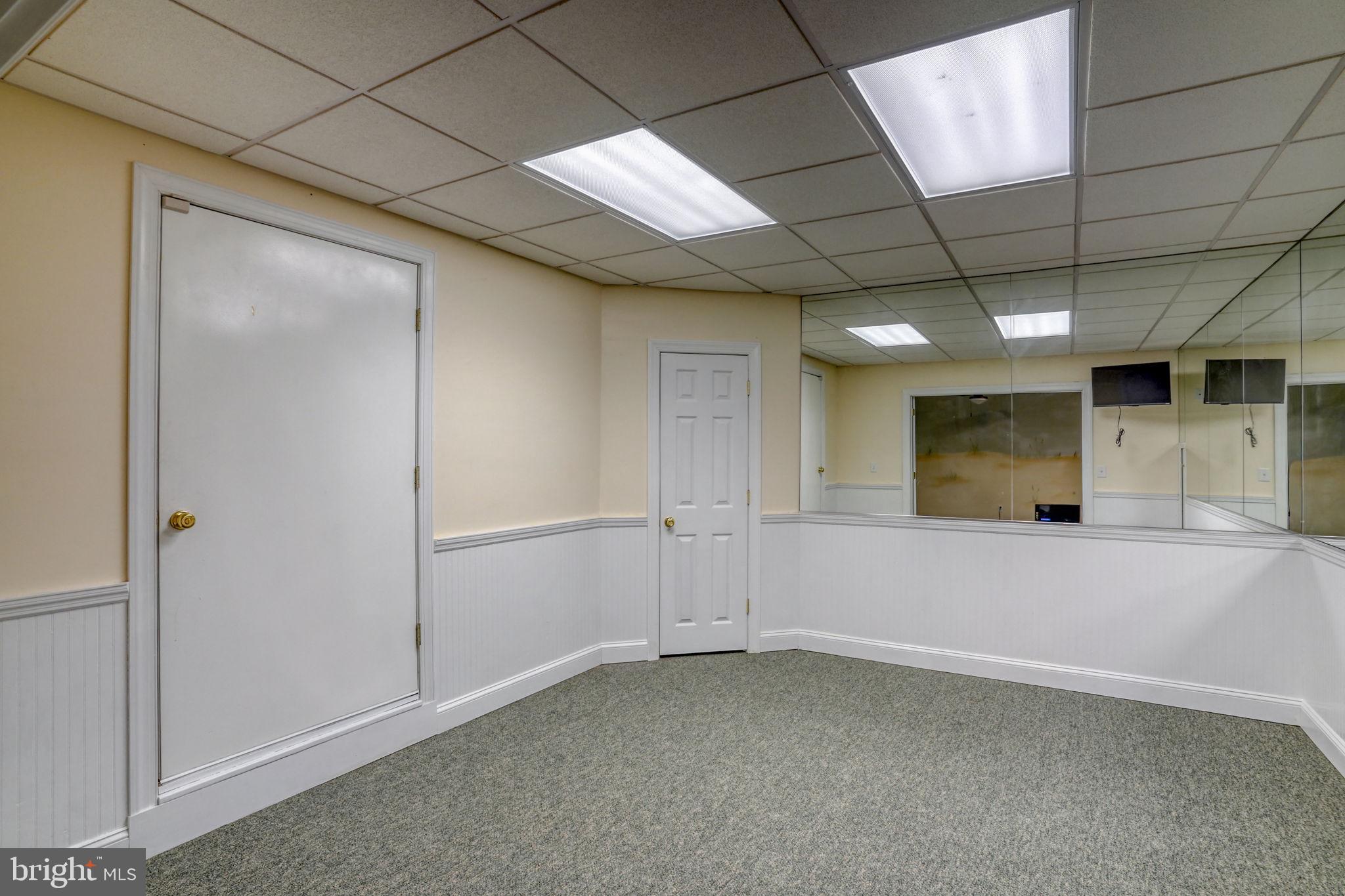 WOLFE POINTE - Residential