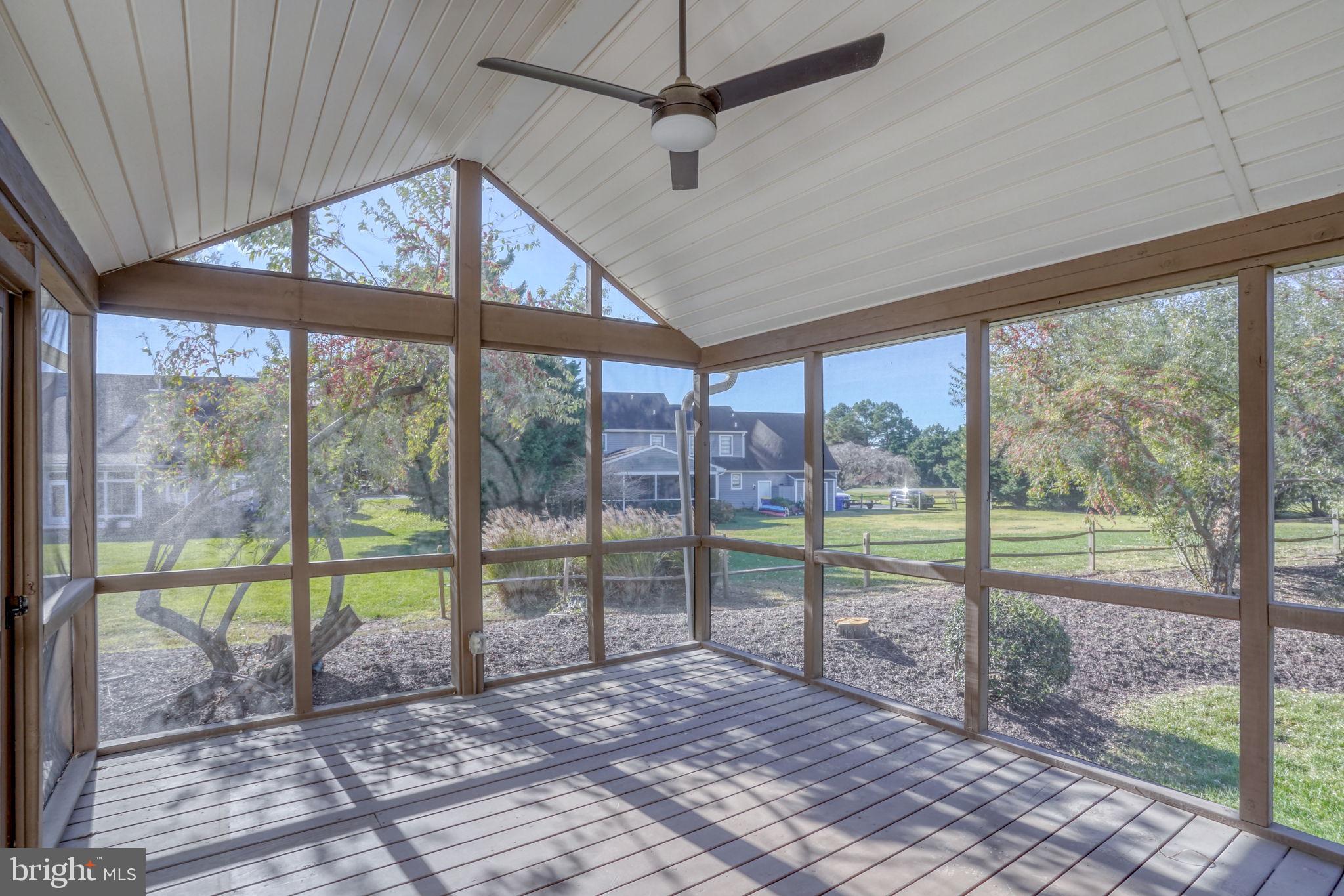 WOLFE POINTE - Residential