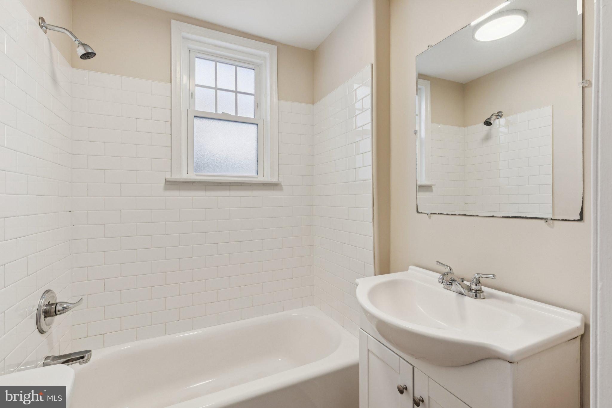 WHITMAN - Residential