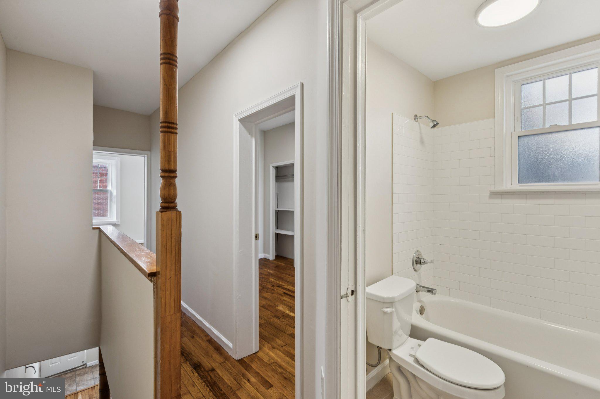 WHITMAN - Residential