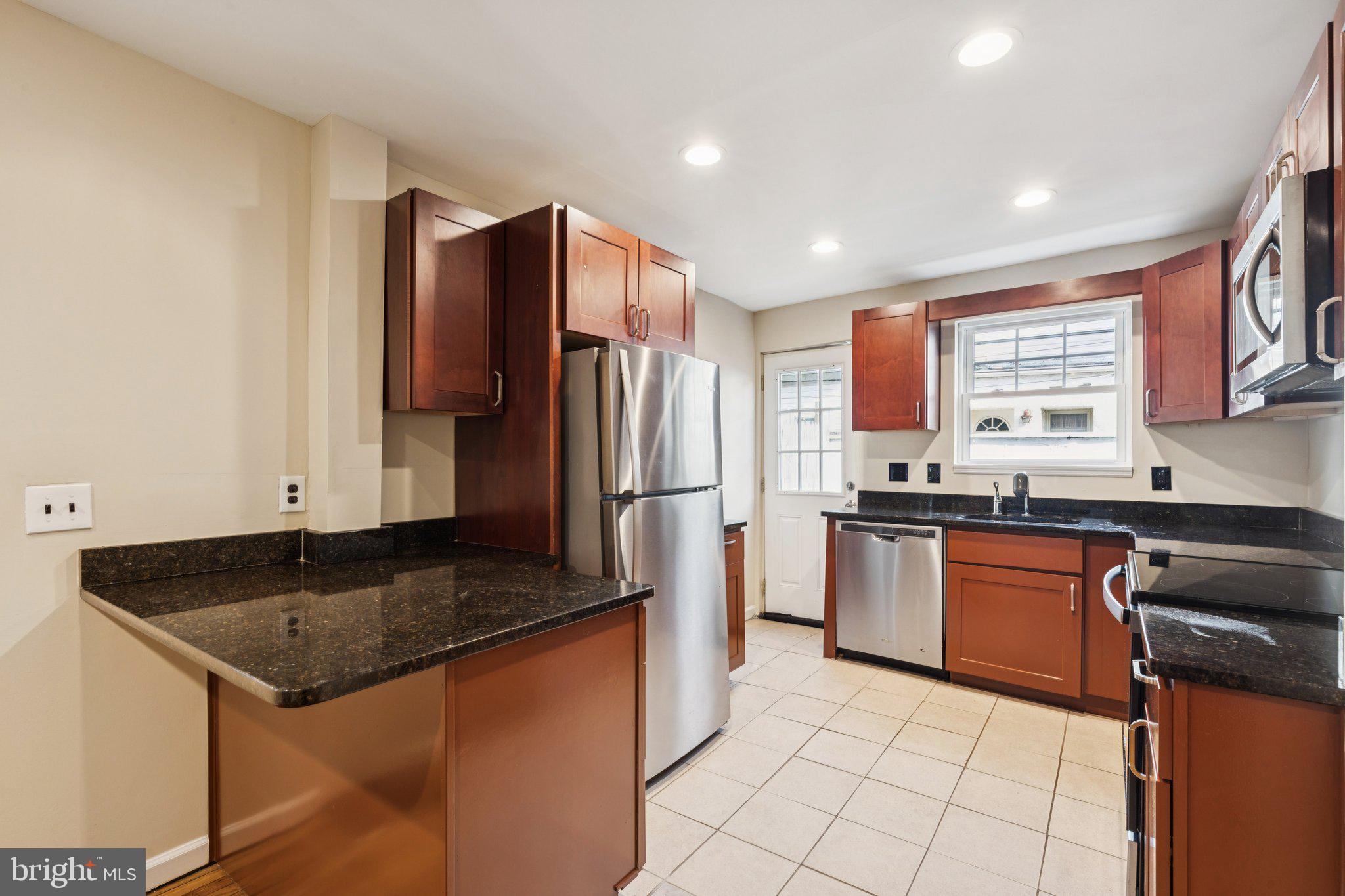 WHITMAN - Residential