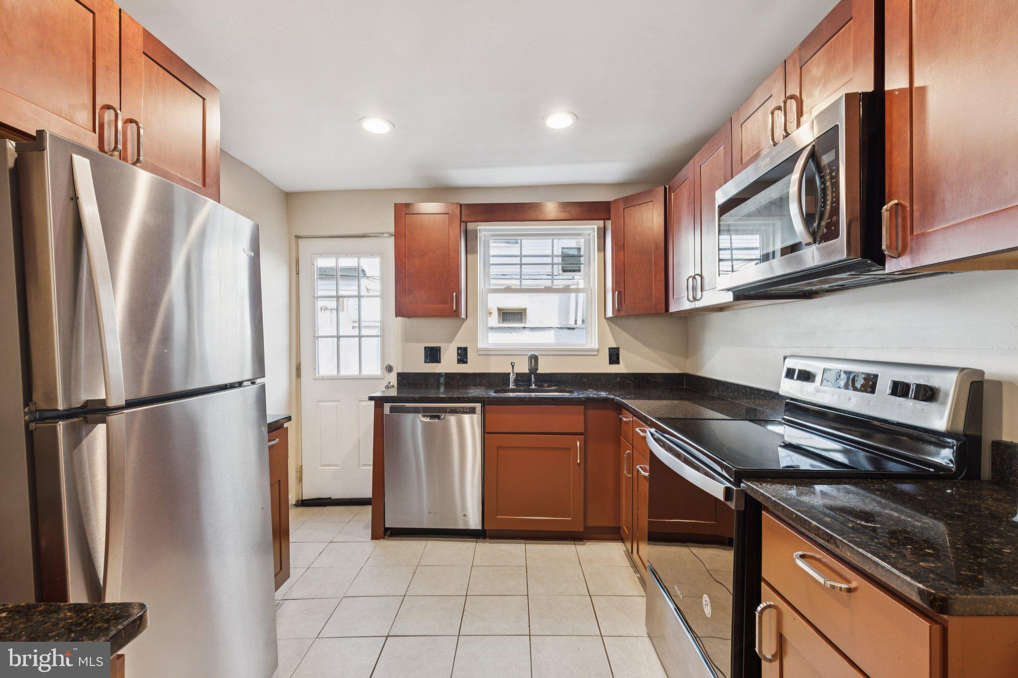 WHITMAN - Residential