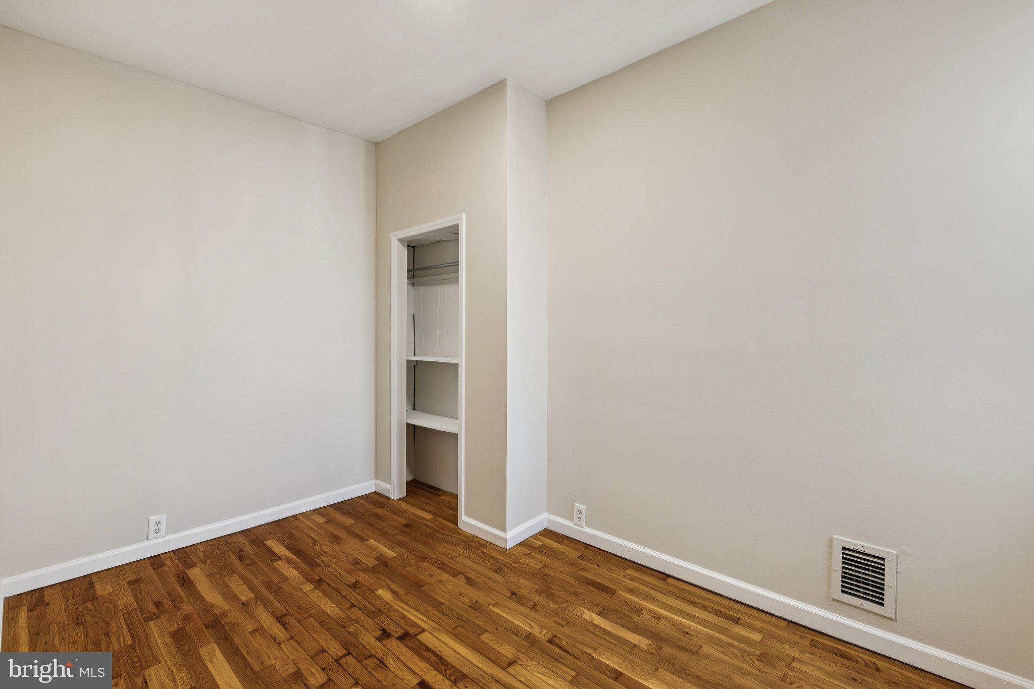 WHITMAN - Residential