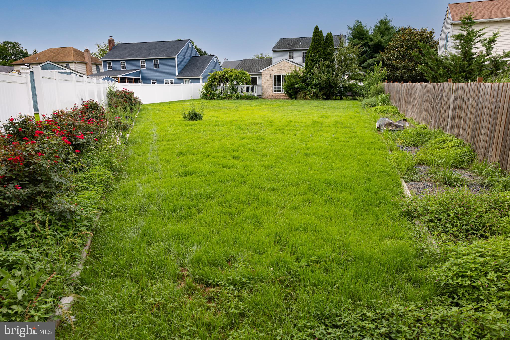 6 FERN COURT