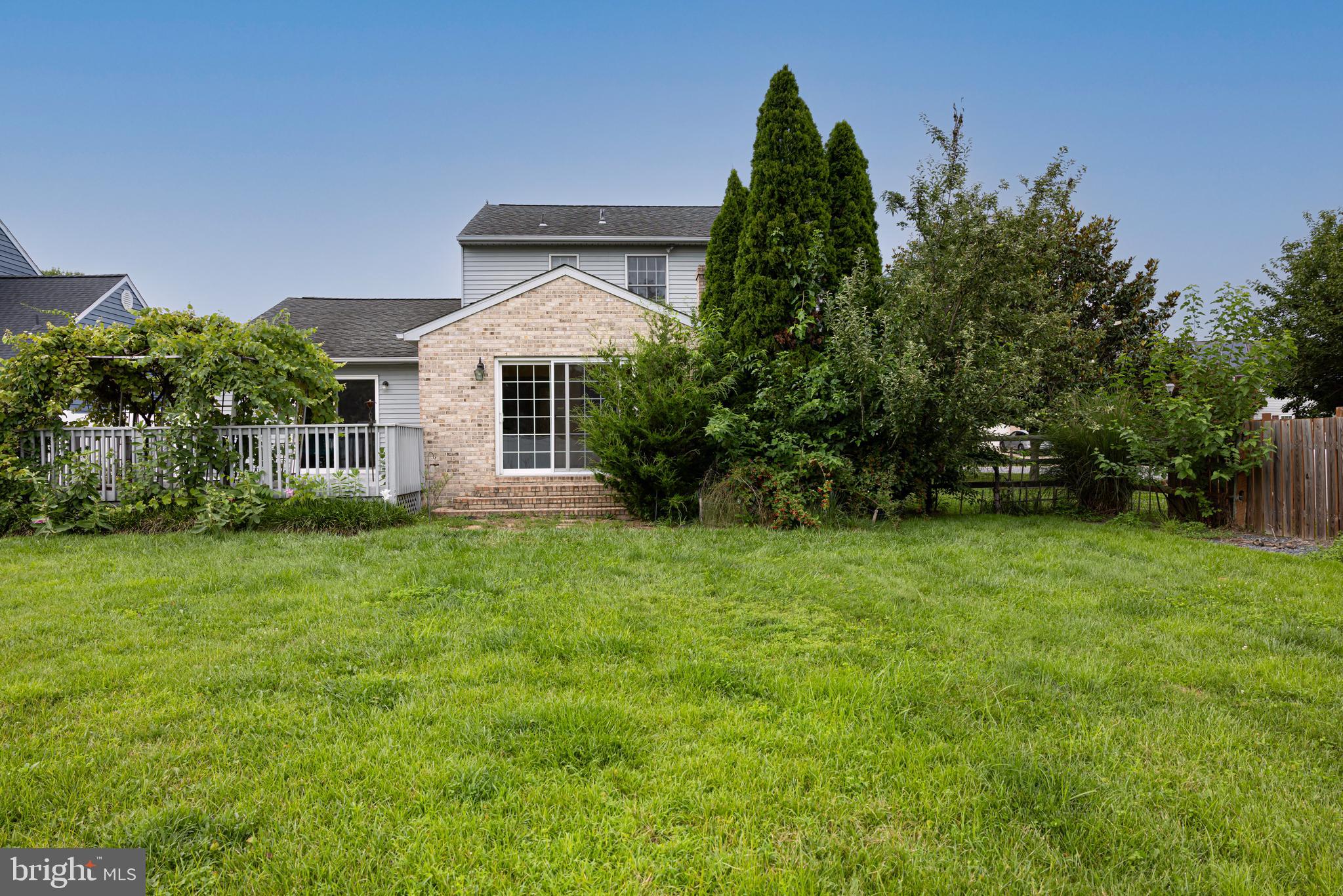 6 FERN COURT
