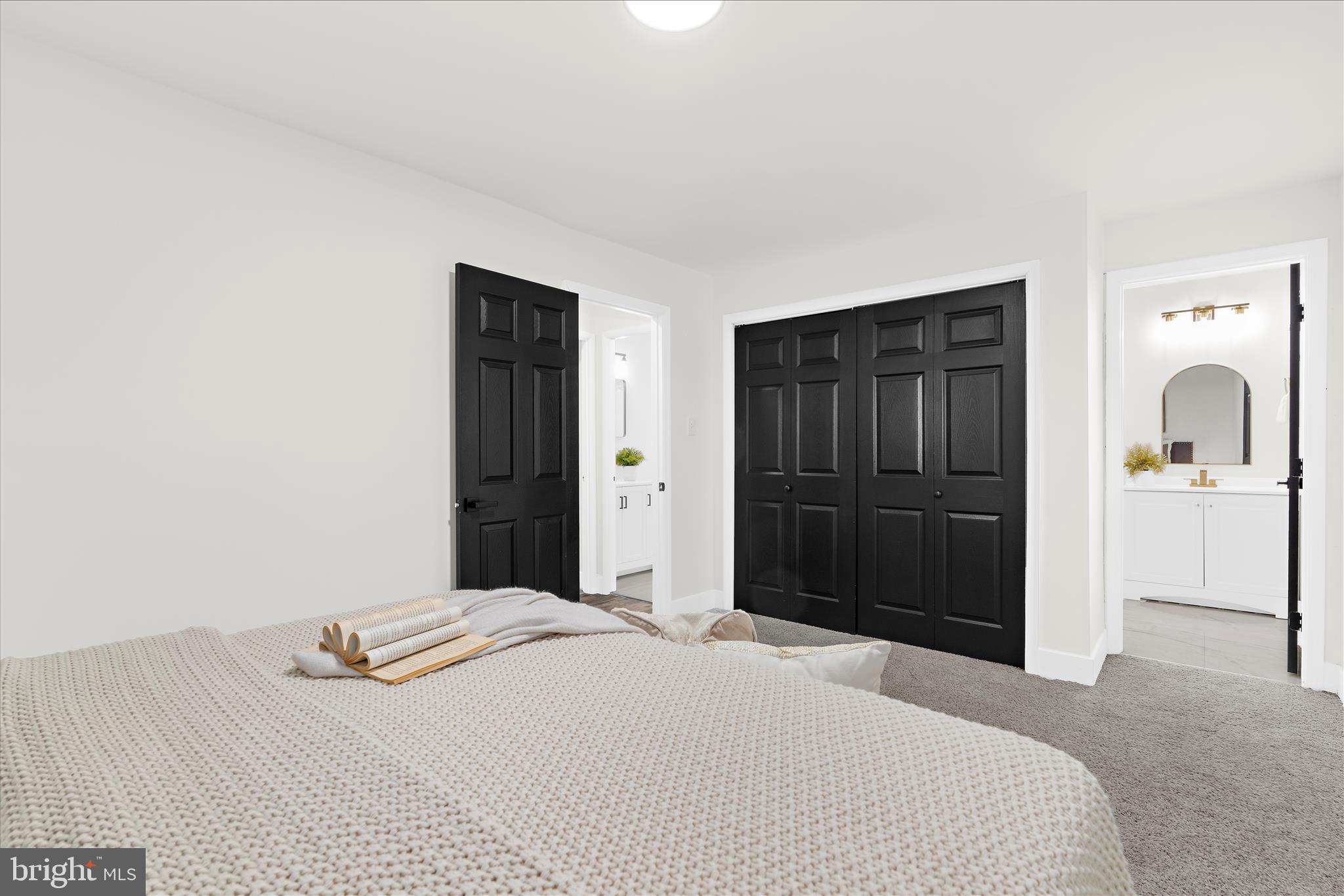 MIDDLETOWN - Residential