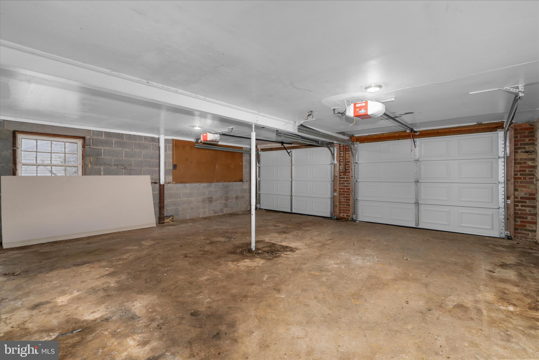 MIDDLETOWN - Residential