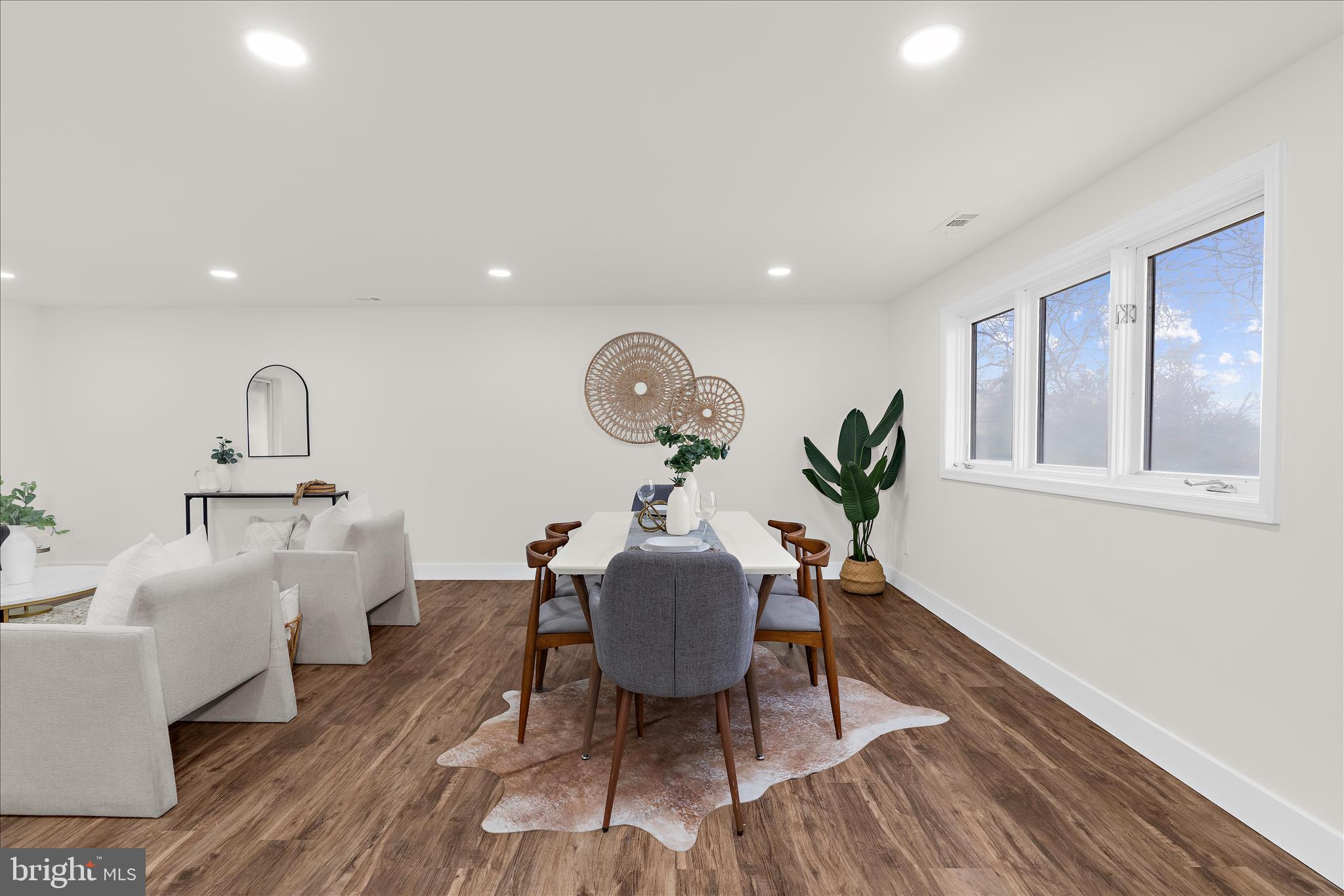 MIDDLETOWN - Residential