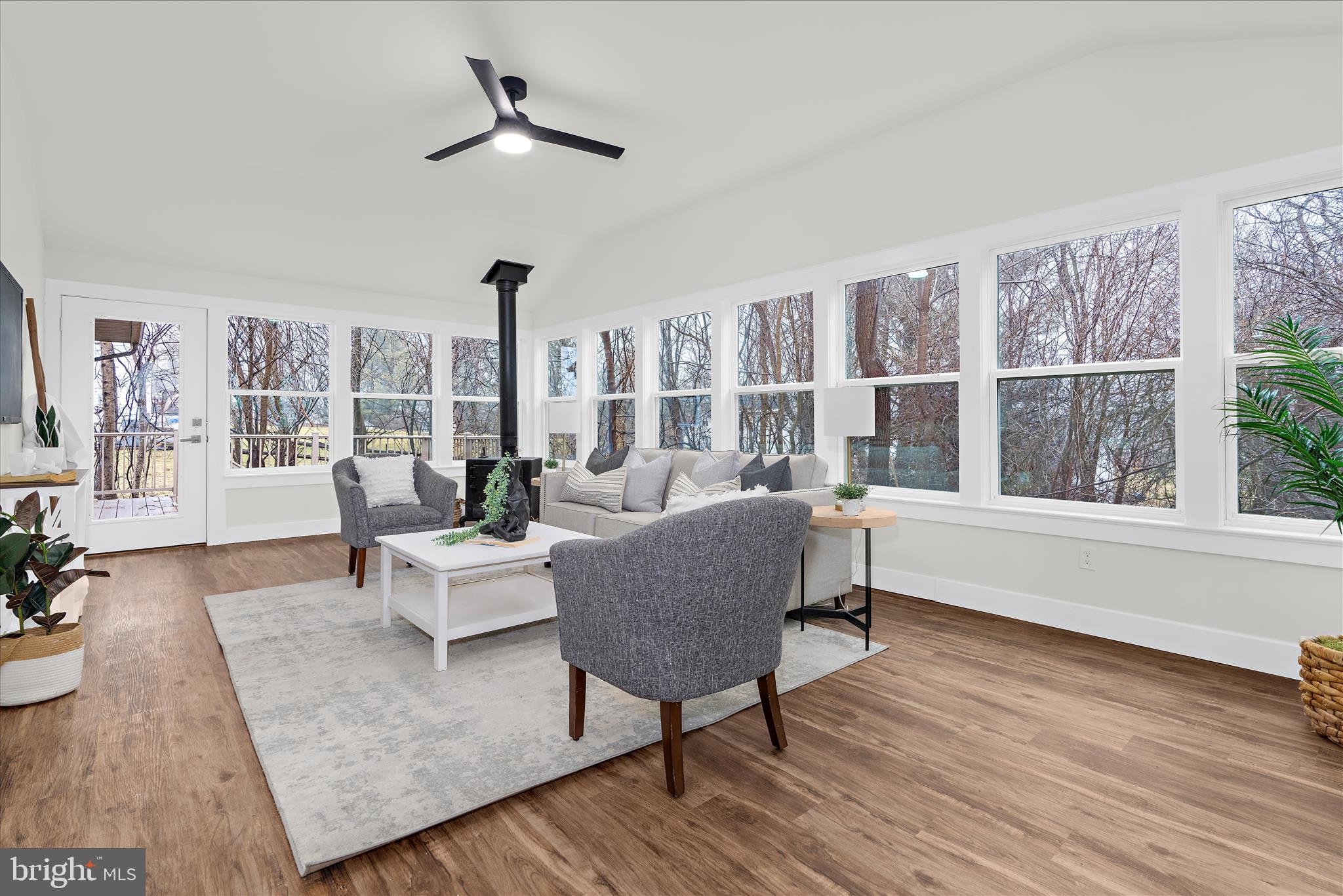 MIDDLETOWN - Residential