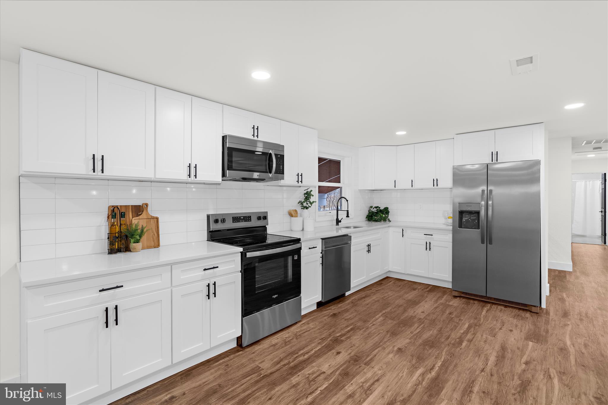 MIDDLETOWN - Residential