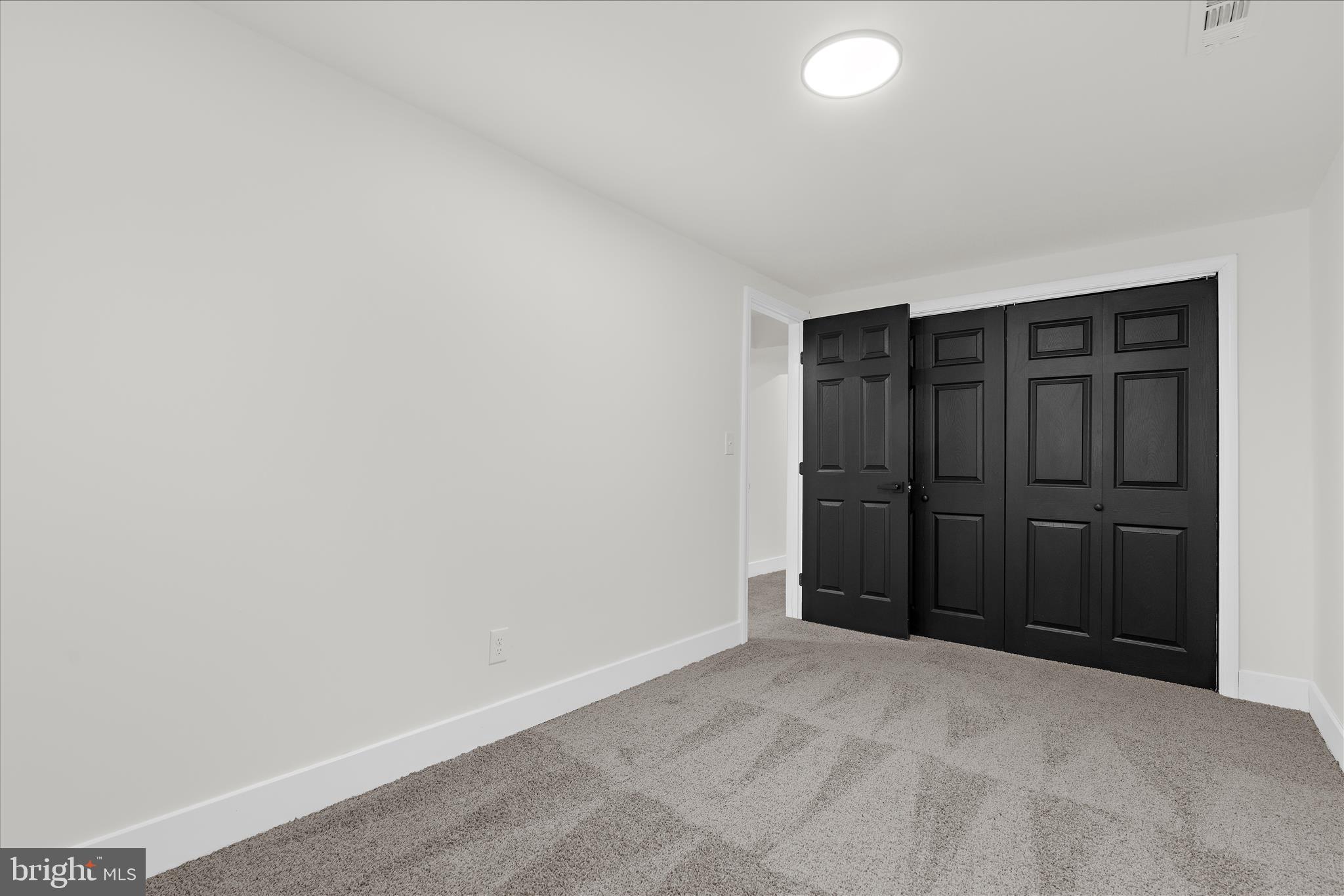 MIDDLETOWN - Residential