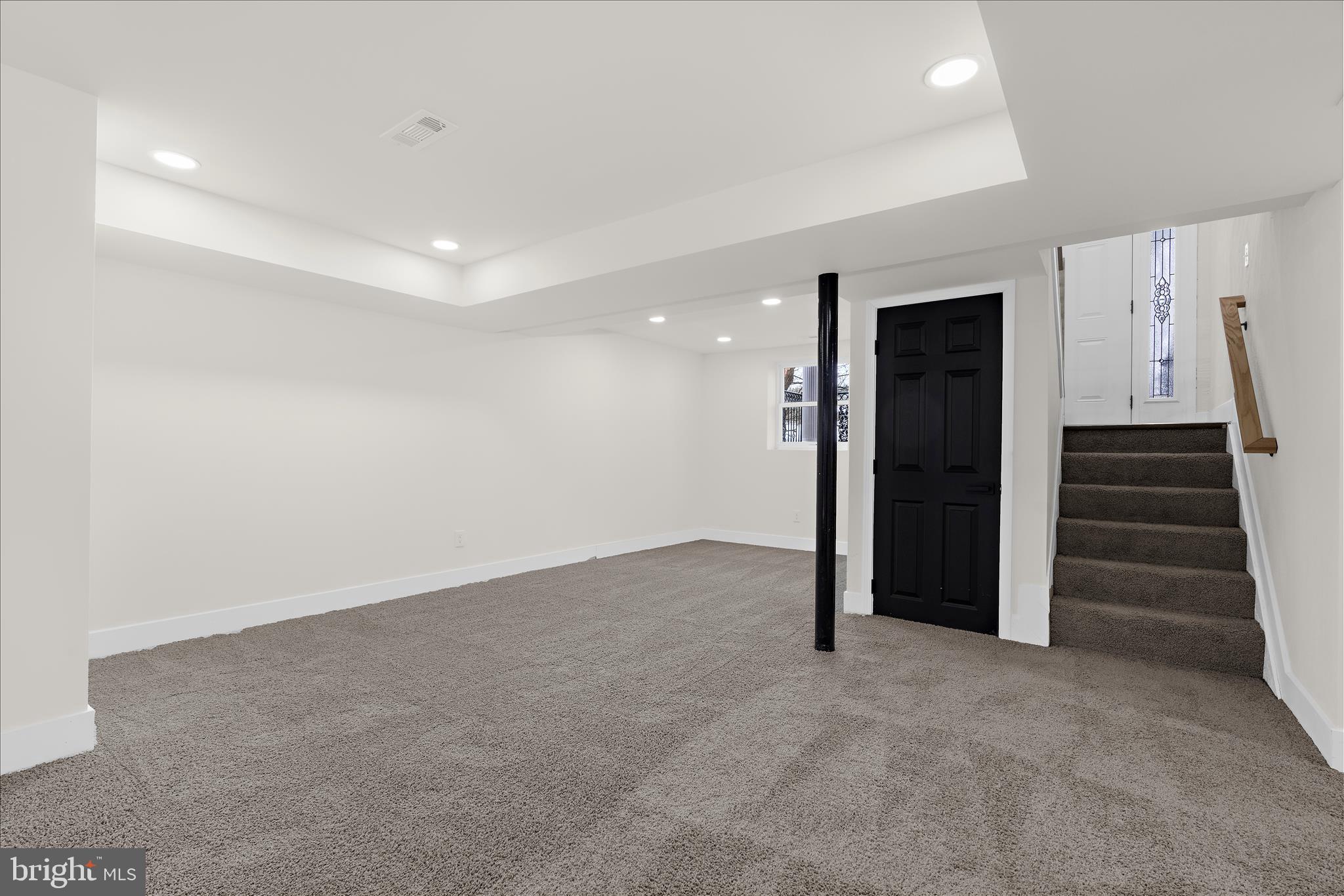 MIDDLETOWN - Residential