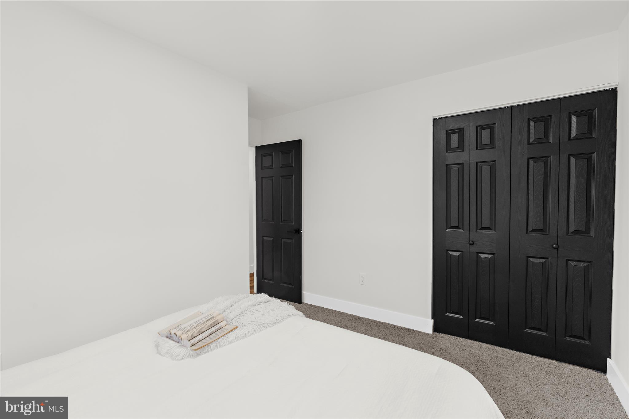 MIDDLETOWN - Residential