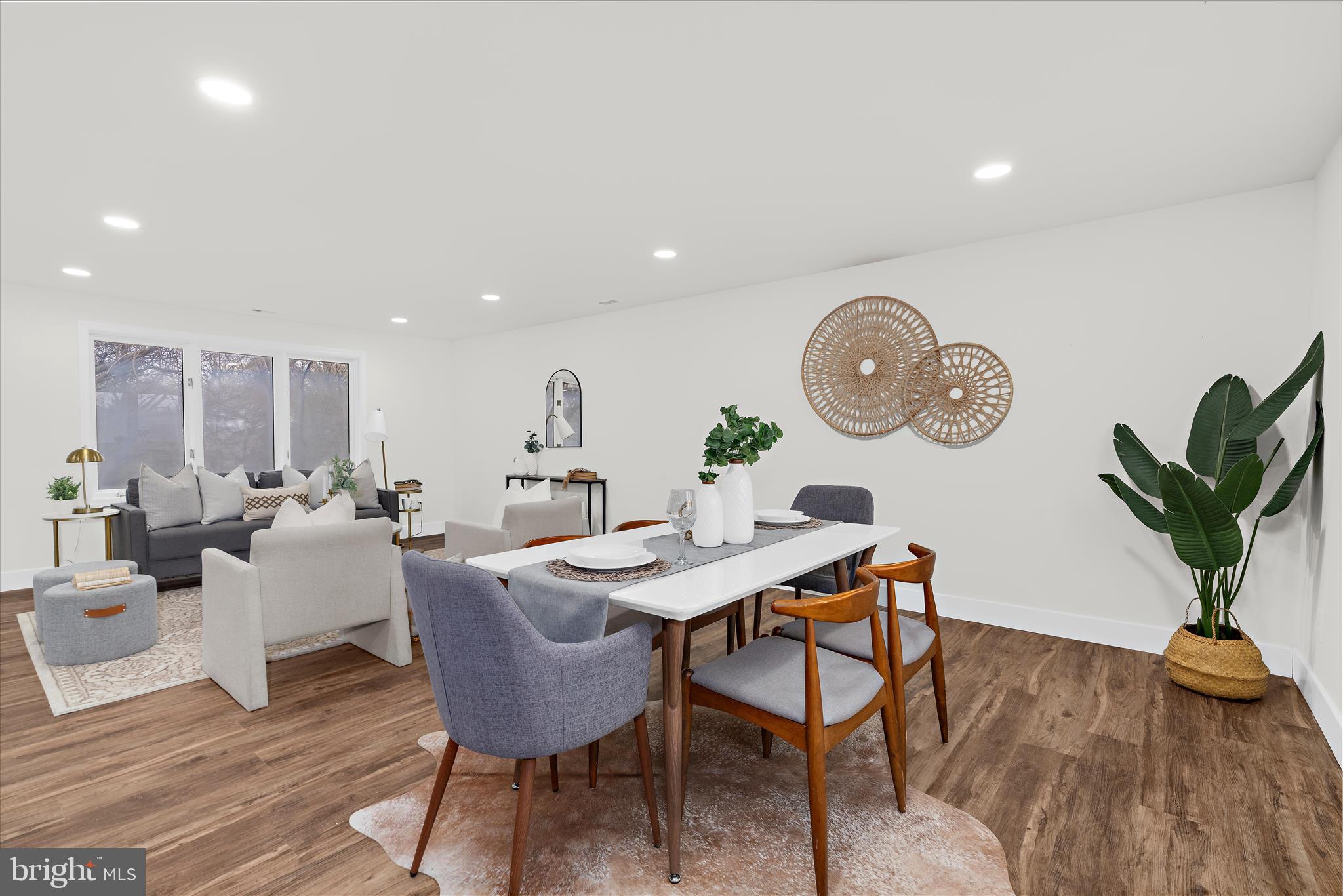 MIDDLETOWN - Residential