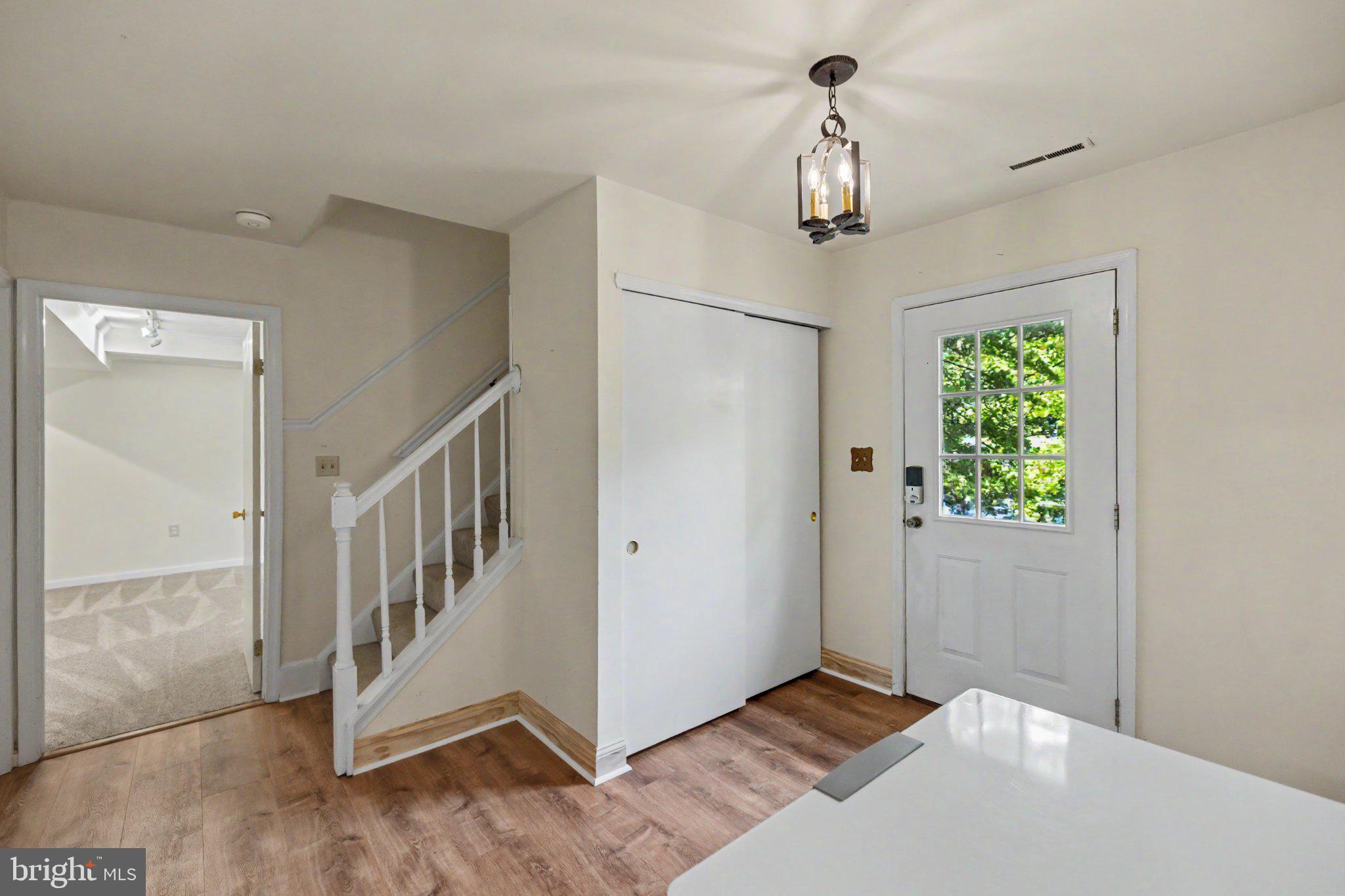 7 SENECA TERRACE