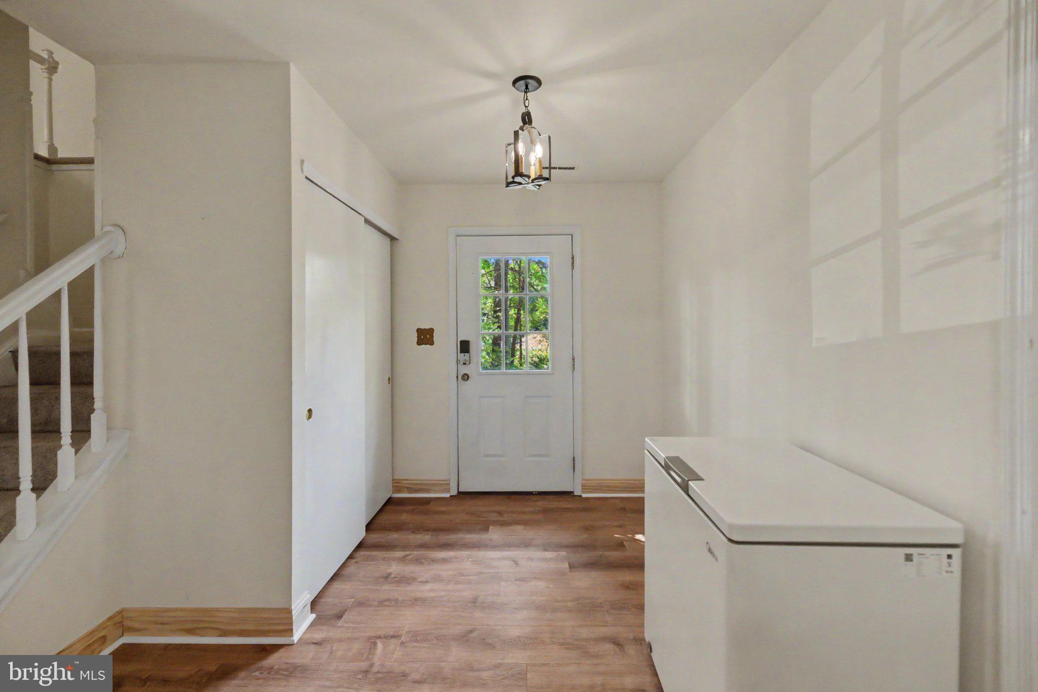 7 SENECA TERRACE