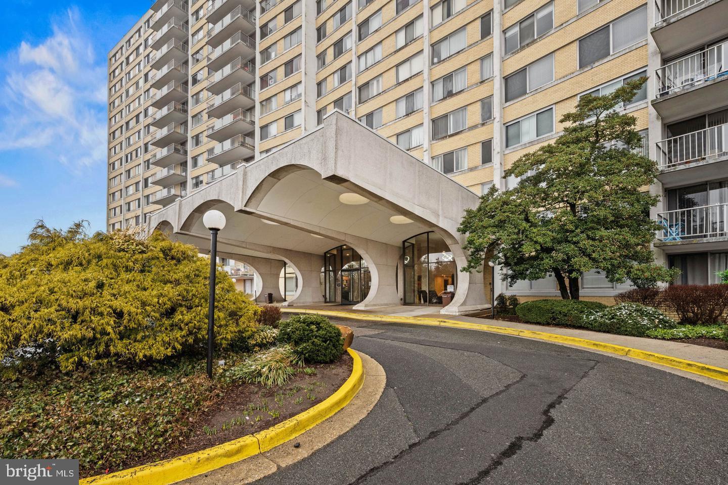 301 N BEAUREGARD STREET 604