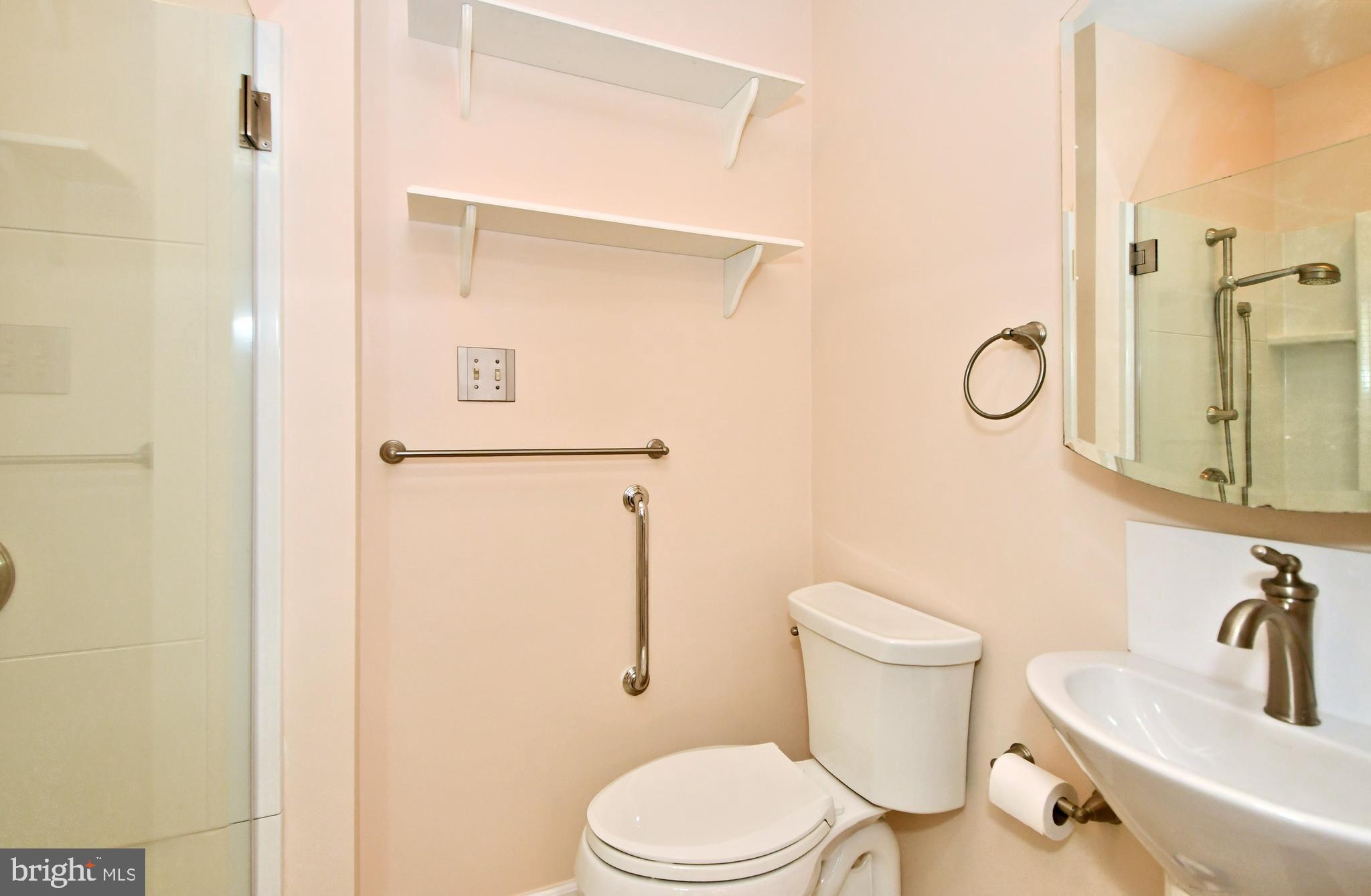 SALFORD GREENE - Residential Lease