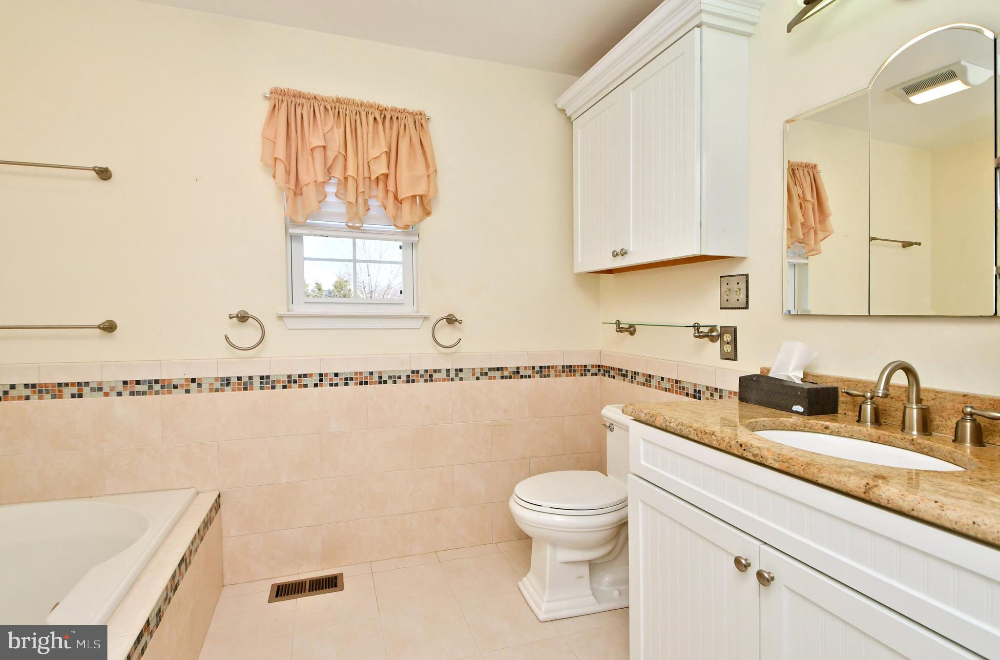 SALFORD GREENE - Residential Lease