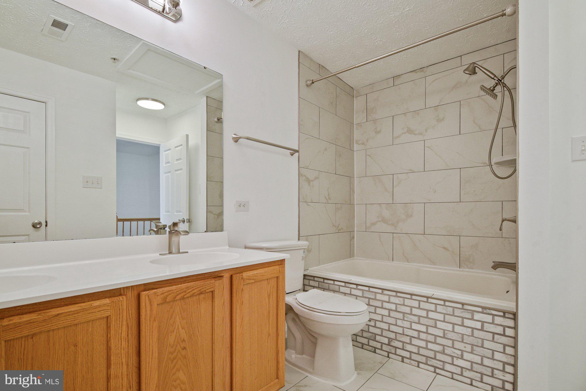 LOHR'S ORCHARD - Residential