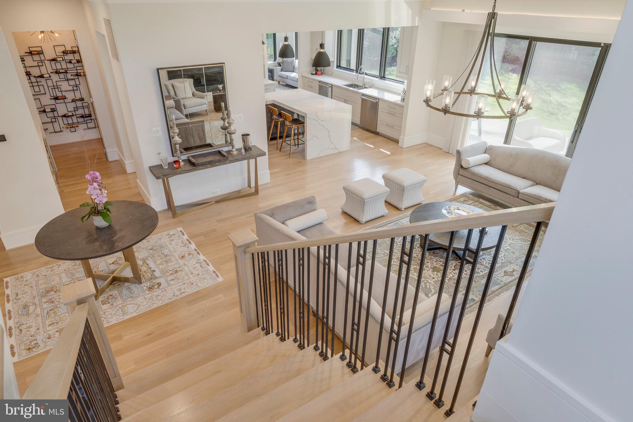 GREENWICH FOREST - Residential