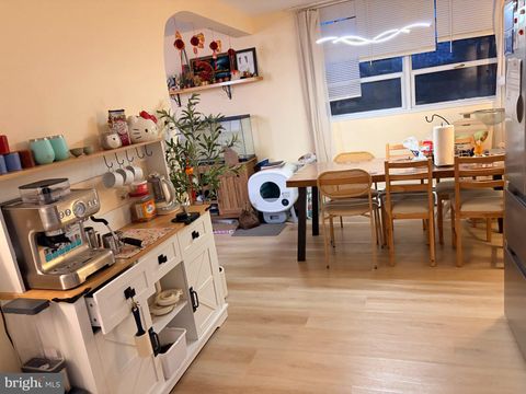 Condo For Sale - 1030 E Lancaster Avenue #203<br/> Delaware County, BRYN MAWR, PA 19010