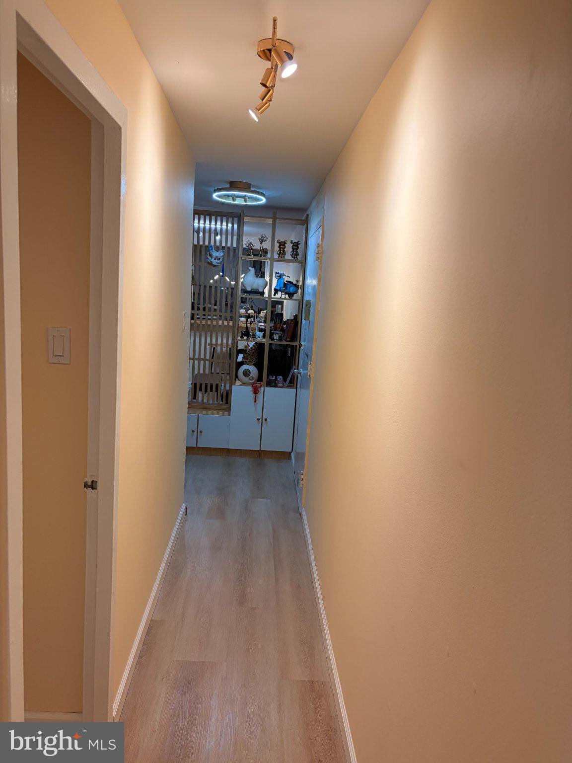 BRYN MAWR - Residential